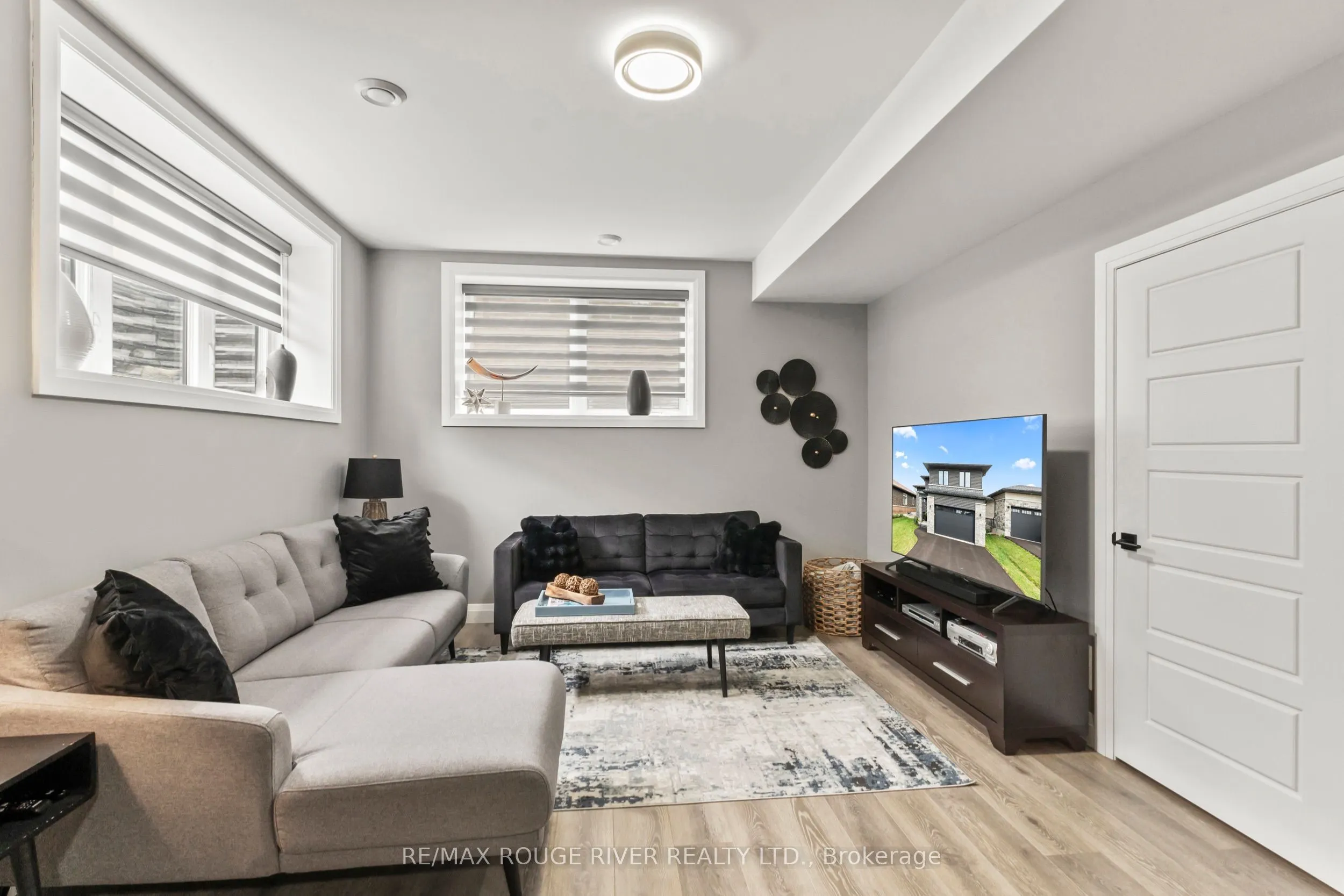 43 Streamside Drive