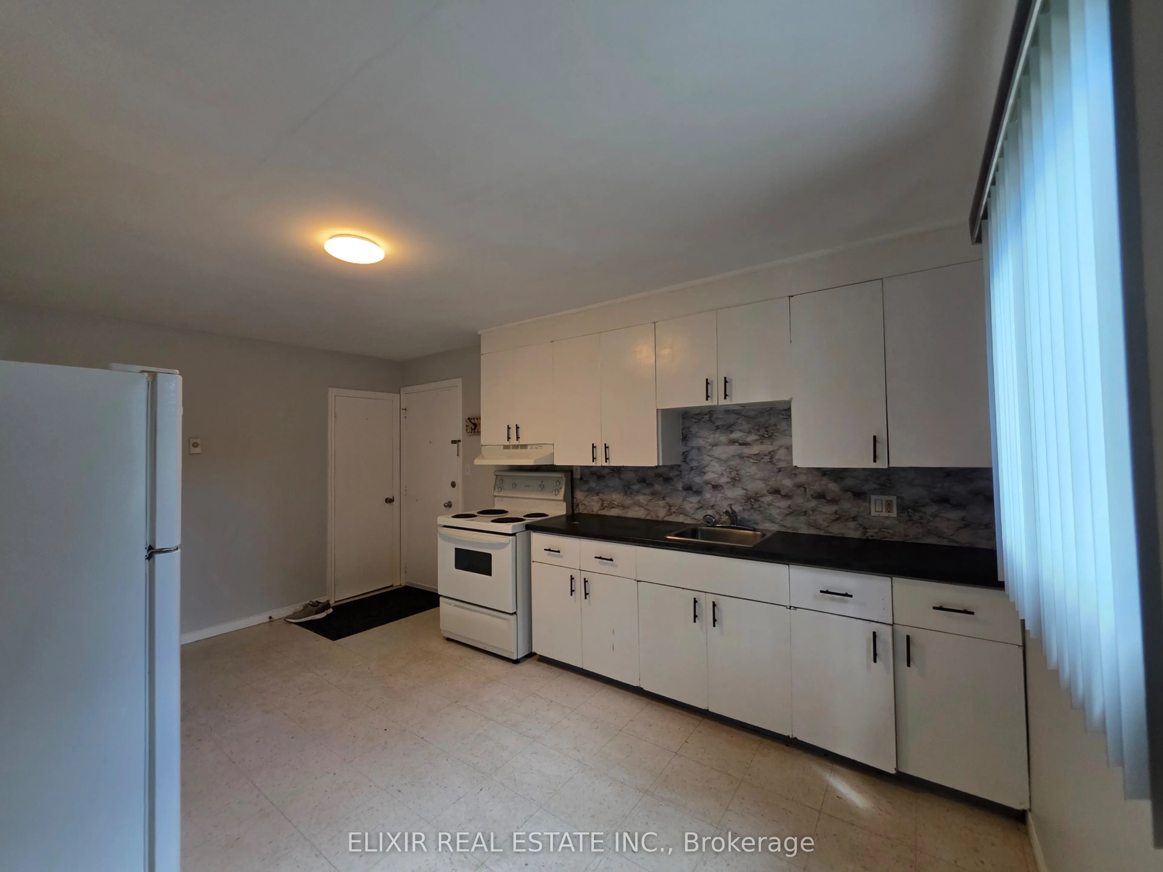 362 Grey Street #3