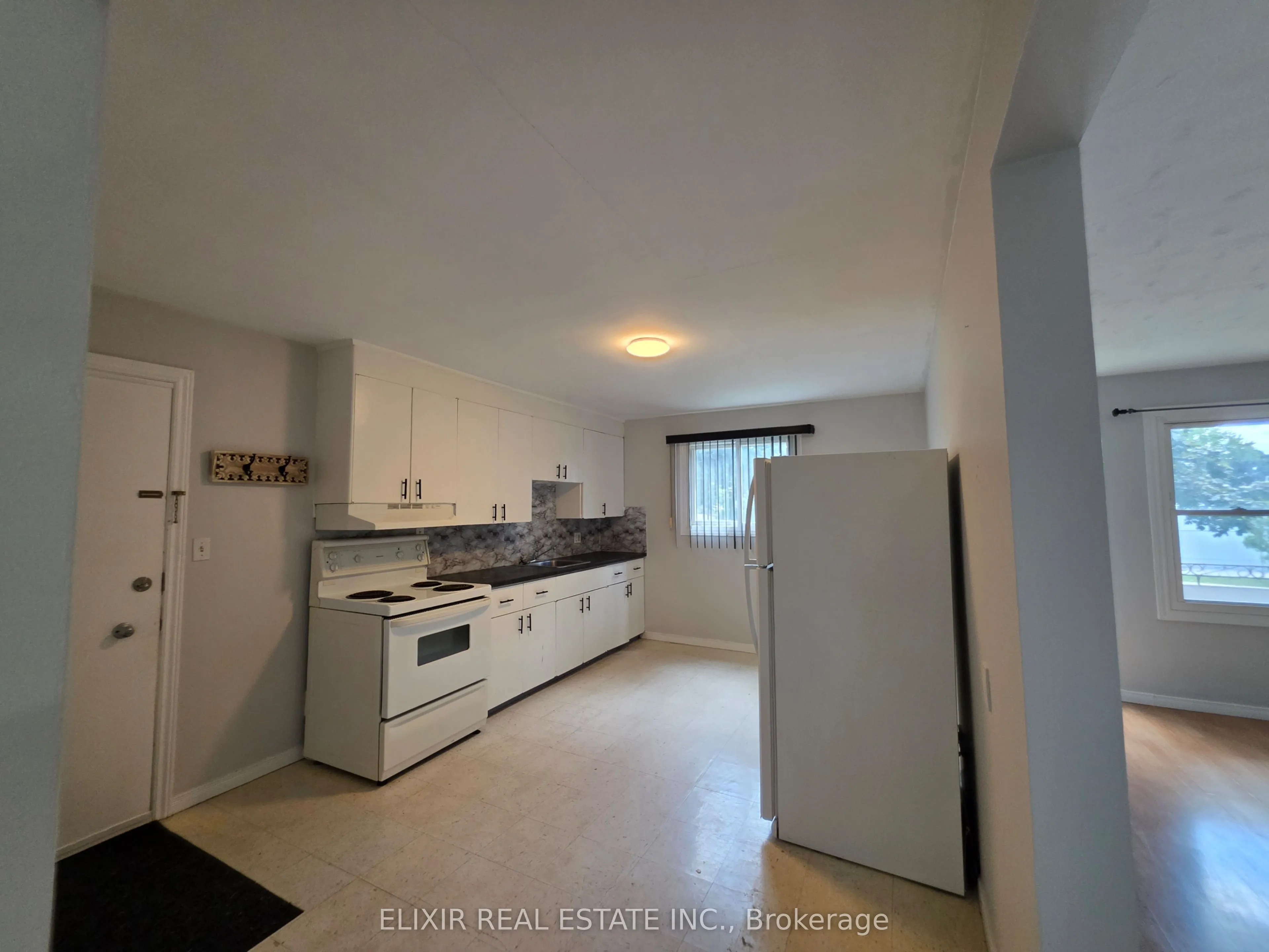 362 Grey Street #3