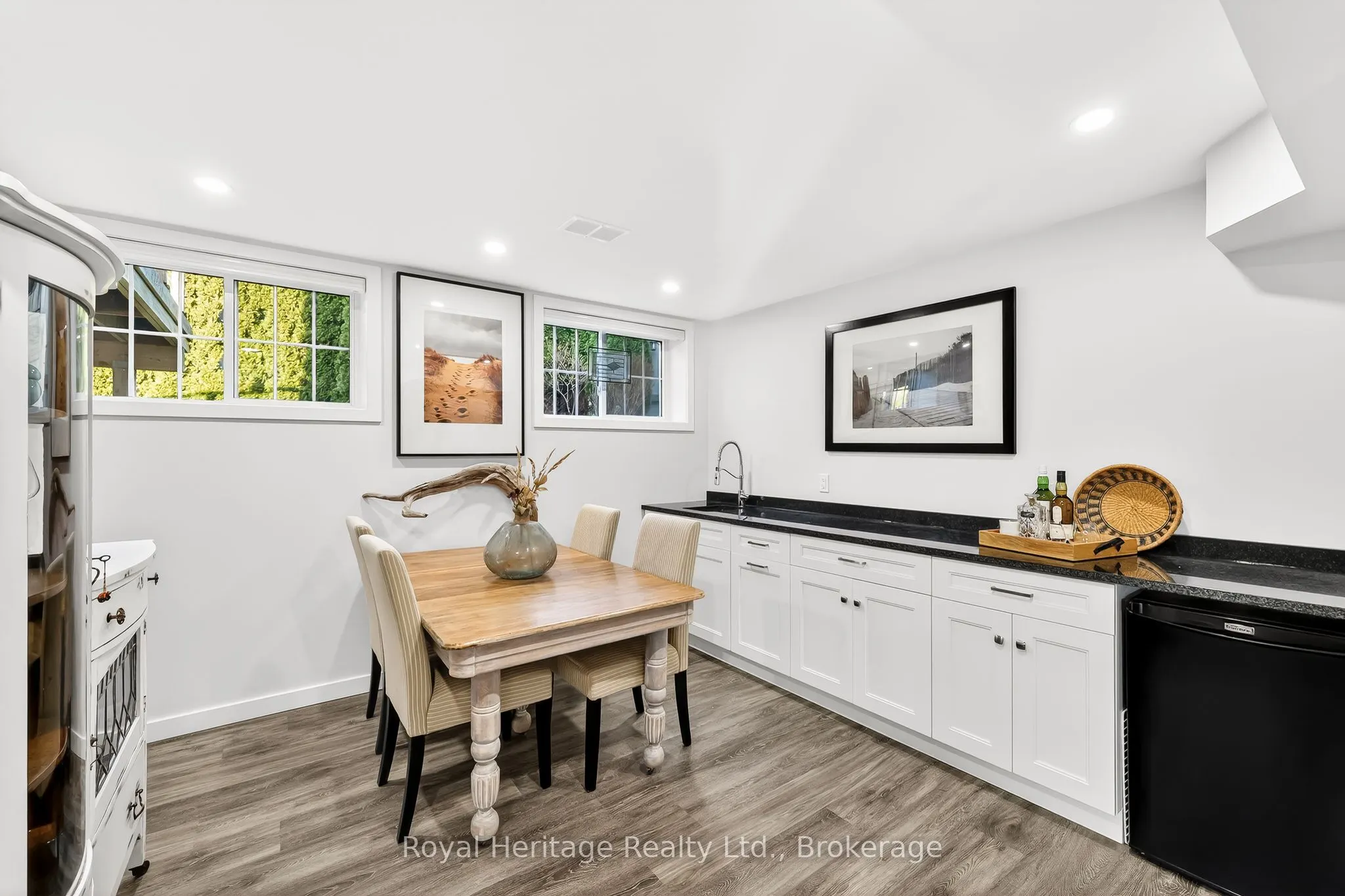 32 Edgewater Drive
