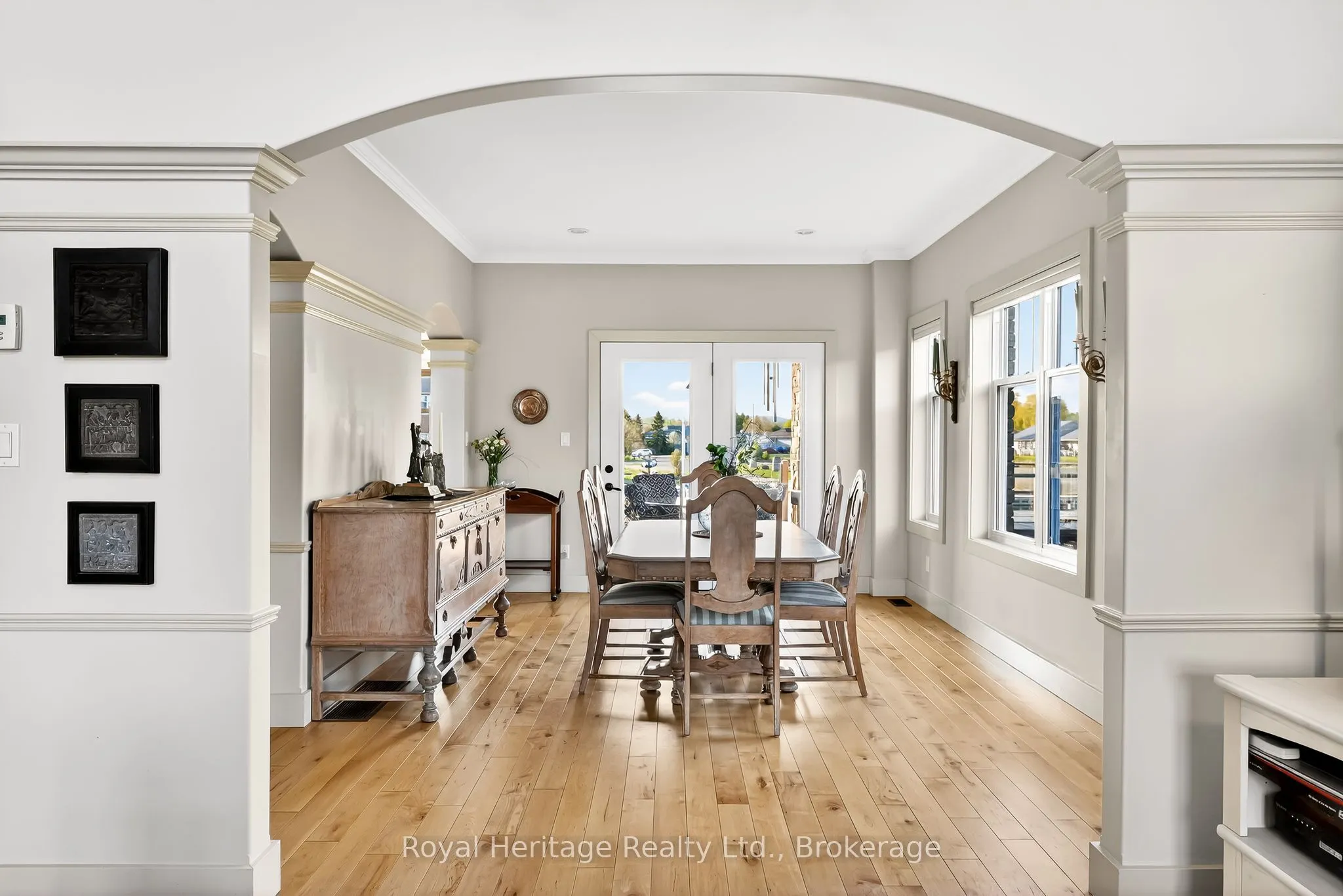 32 Edgewater Drive