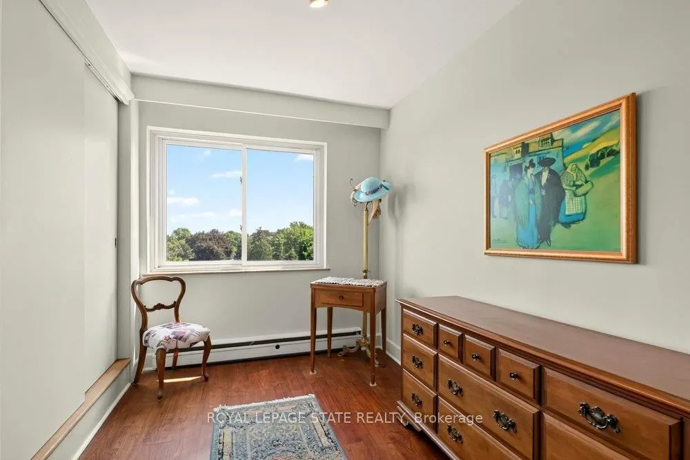 9 Grant Boulevard #602