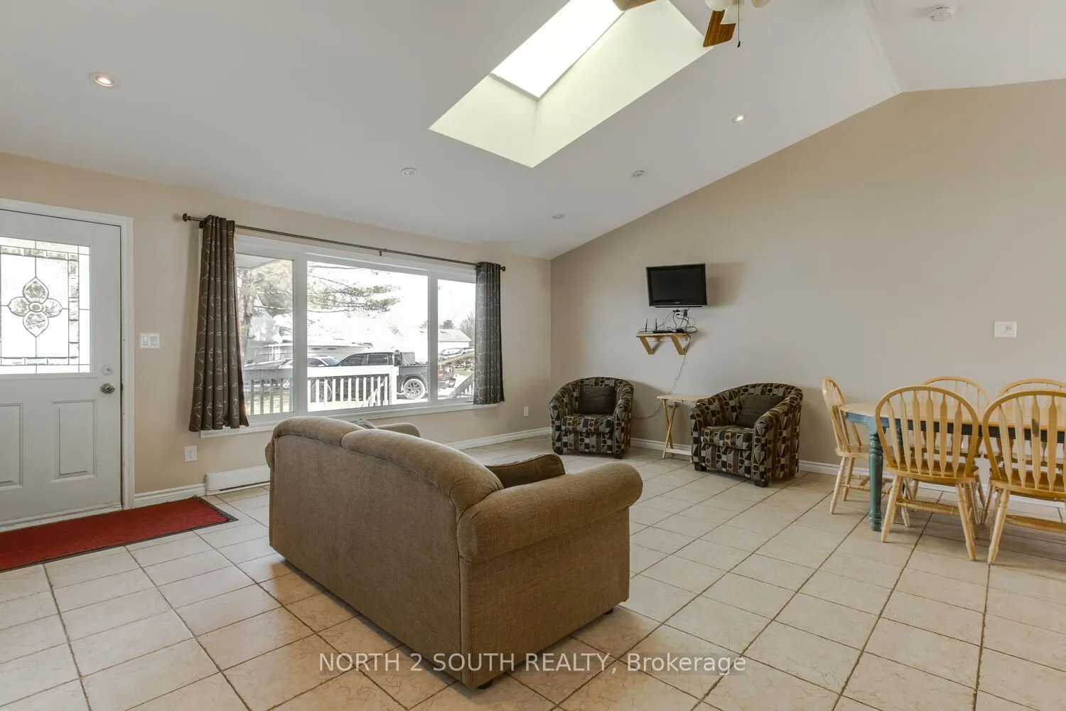14-42 Bluewater Road