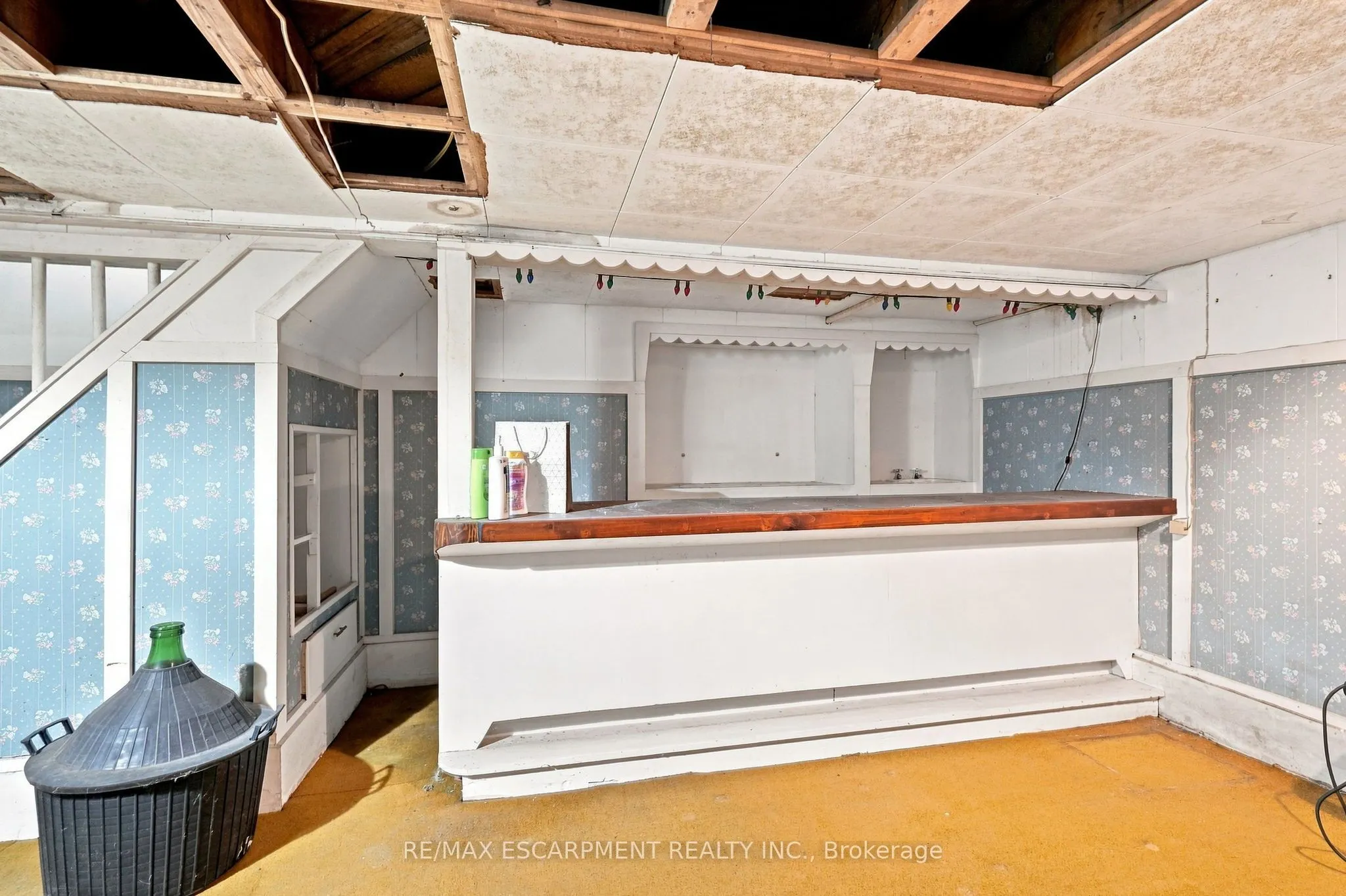 698 York Road