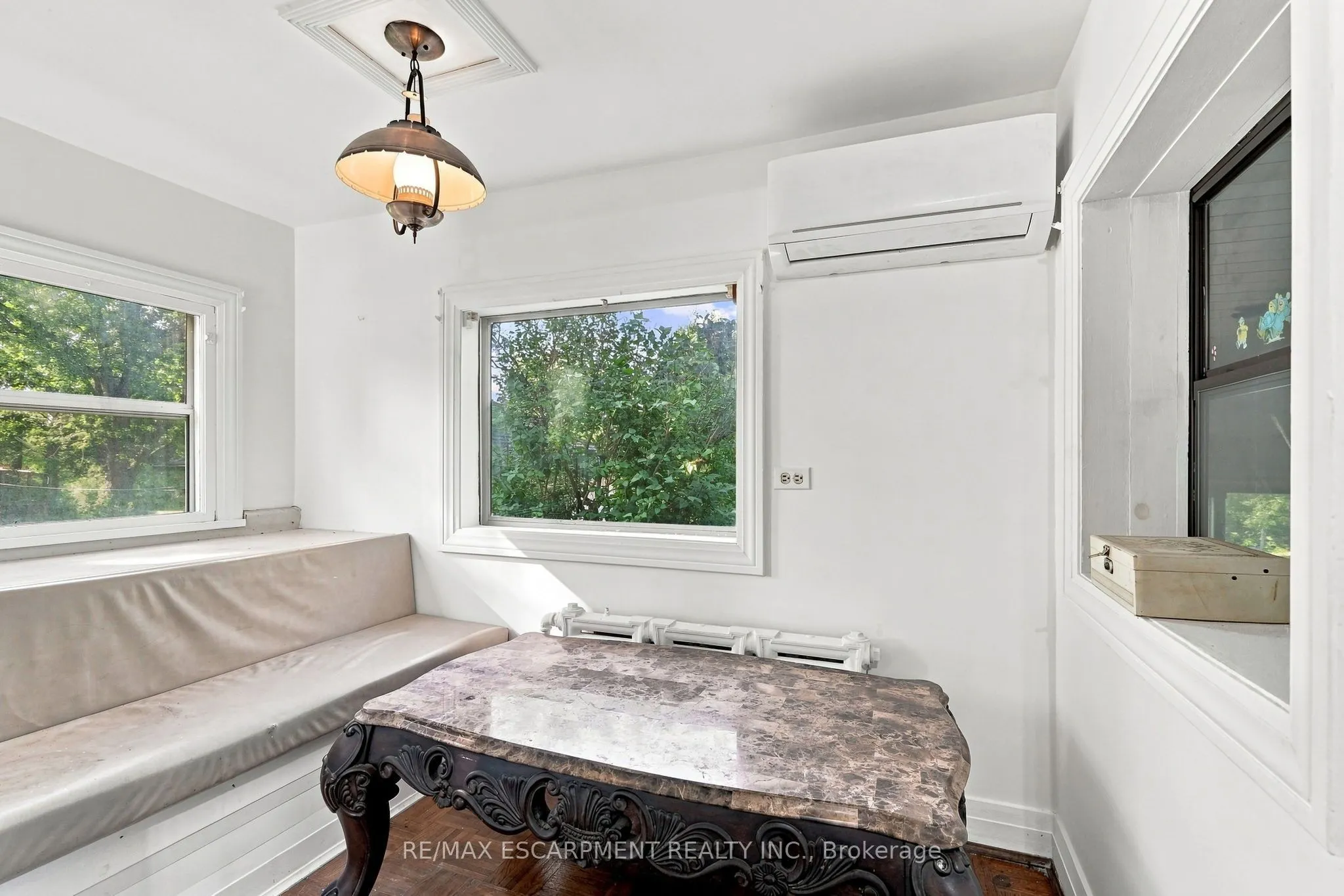 698 York Road