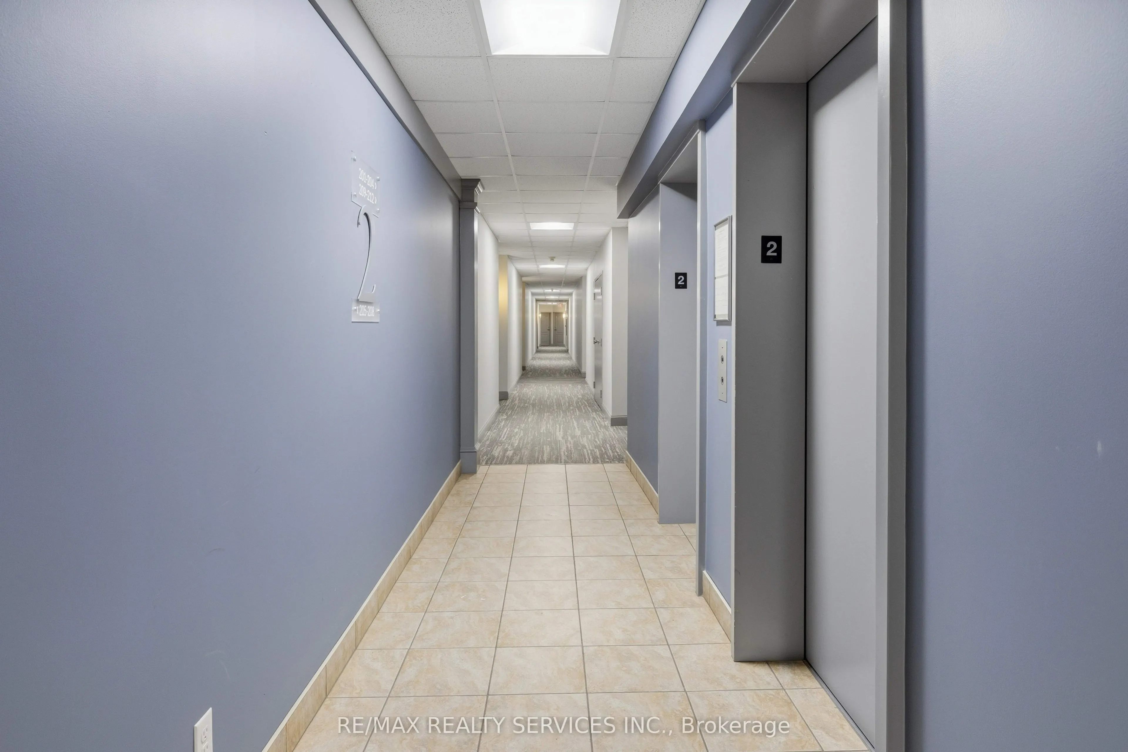350 Wellington Street #212