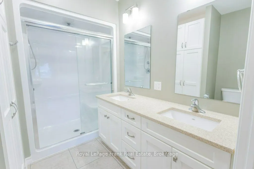 58 Glenelg Street W #103