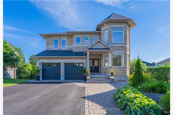 233 Marjan Crescent