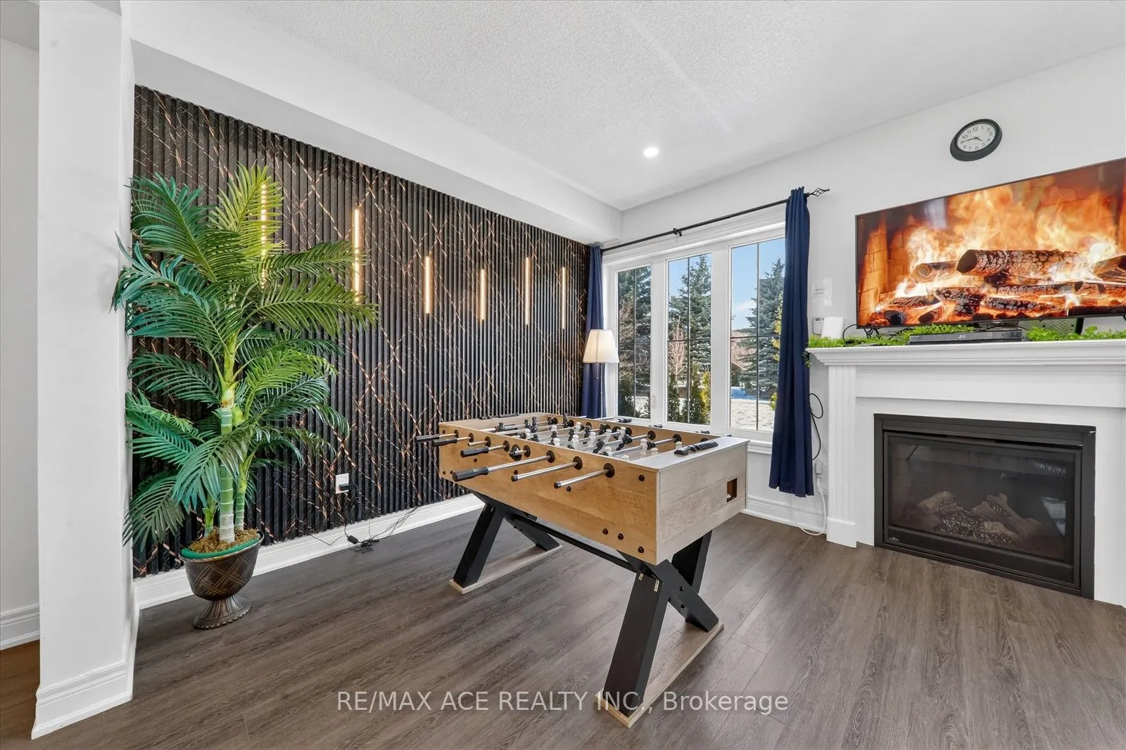 171 Snowbridge Way #26