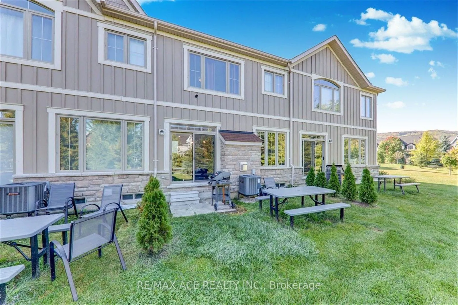 171 Snowbridge Way #26