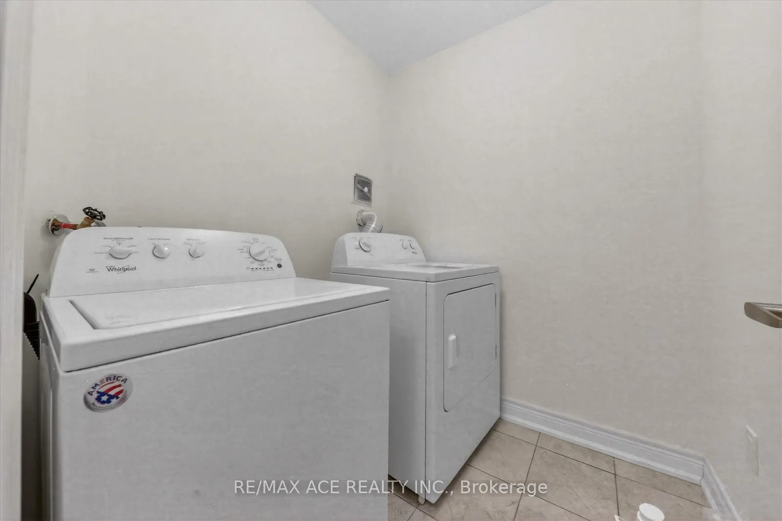 171 Snowbridge Way #26