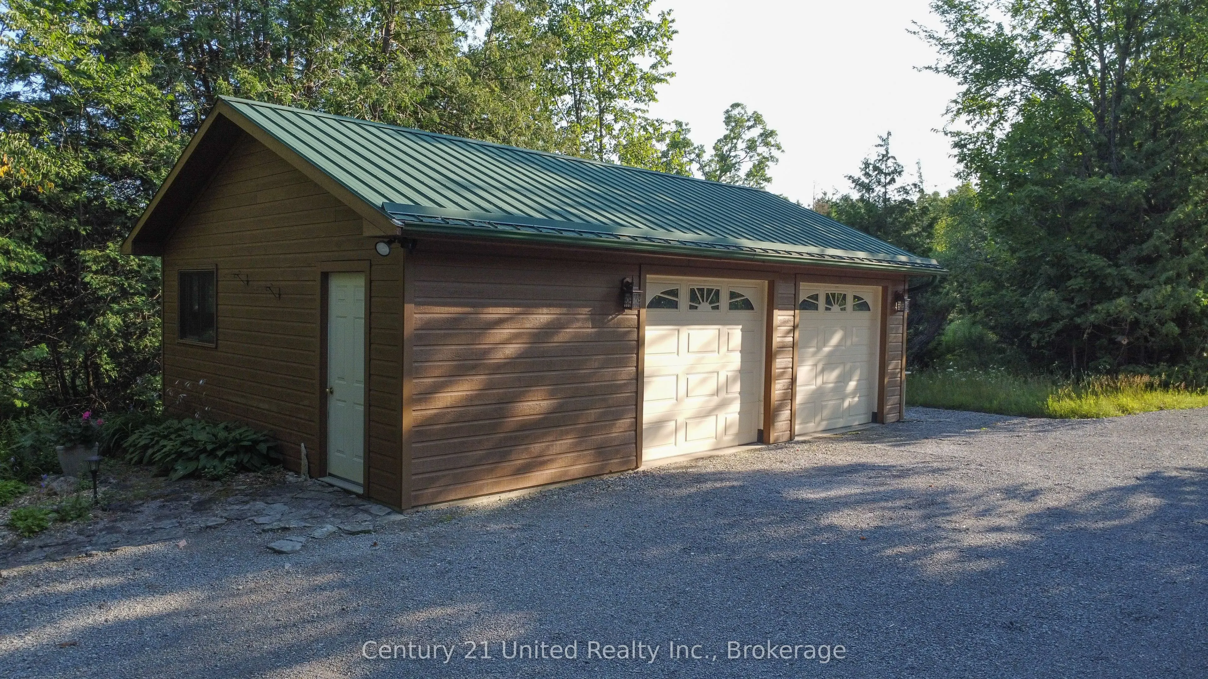 395 Sawmill Road