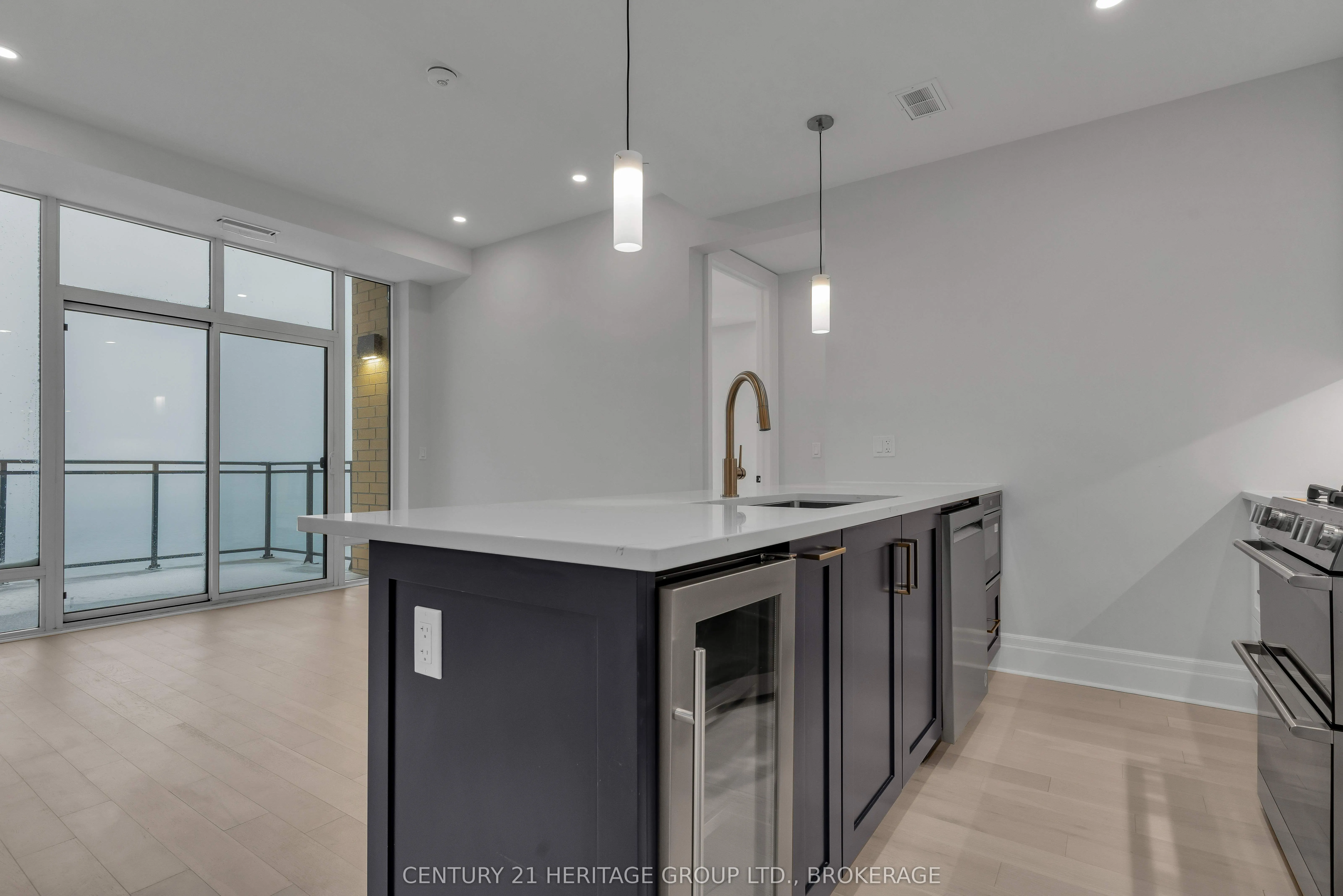 129 South Street #607