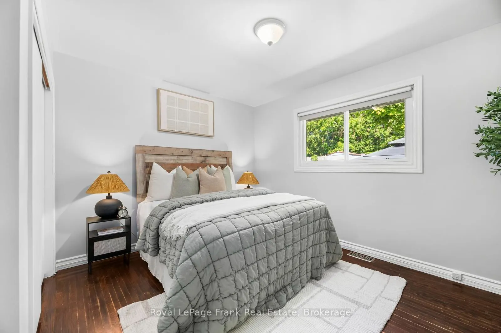 155 Cromwell Street