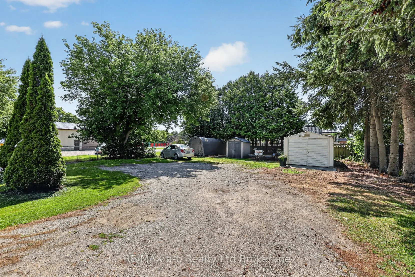 133 Dundas Street
