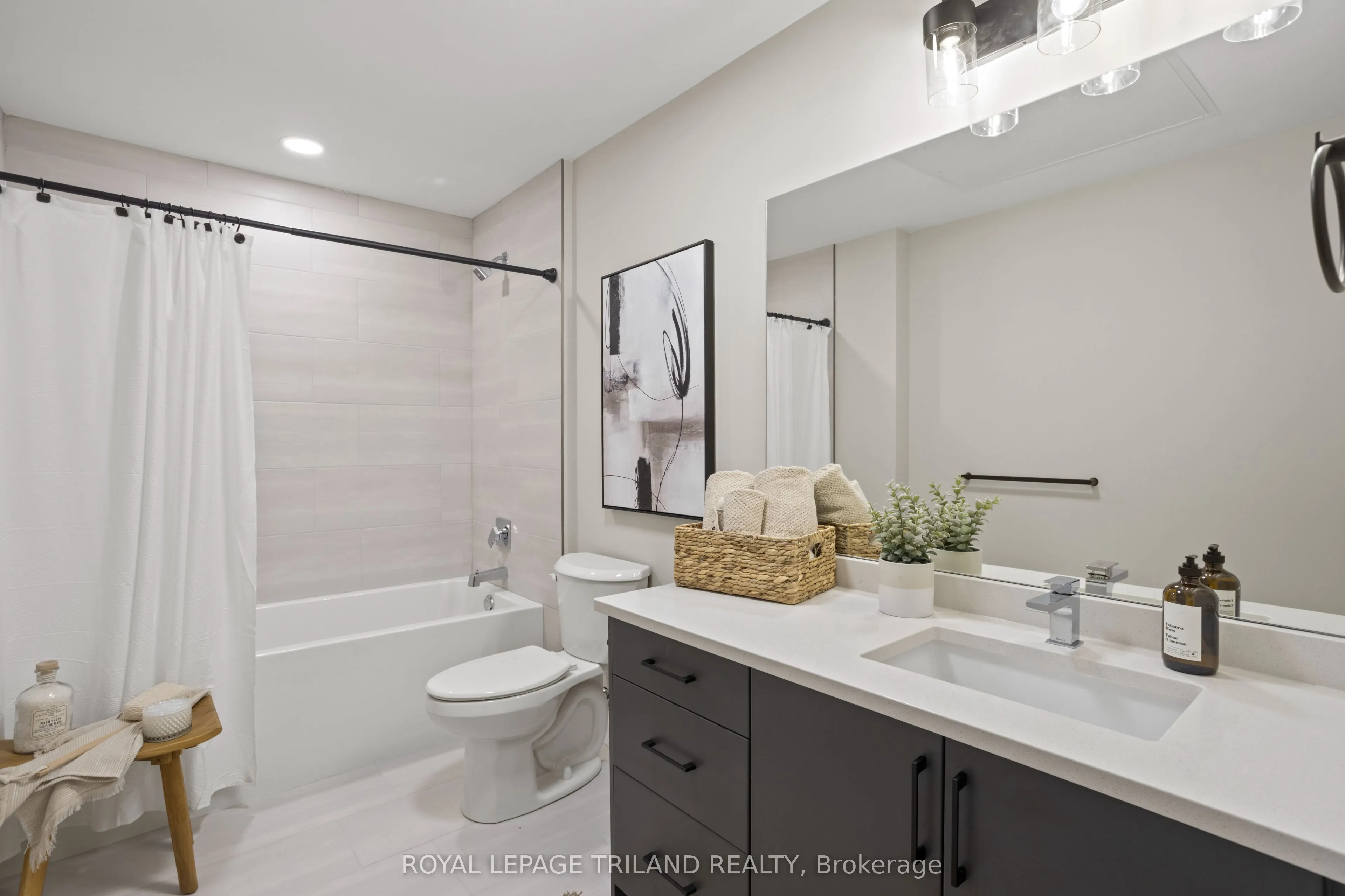 33318 Richmond Street #101
