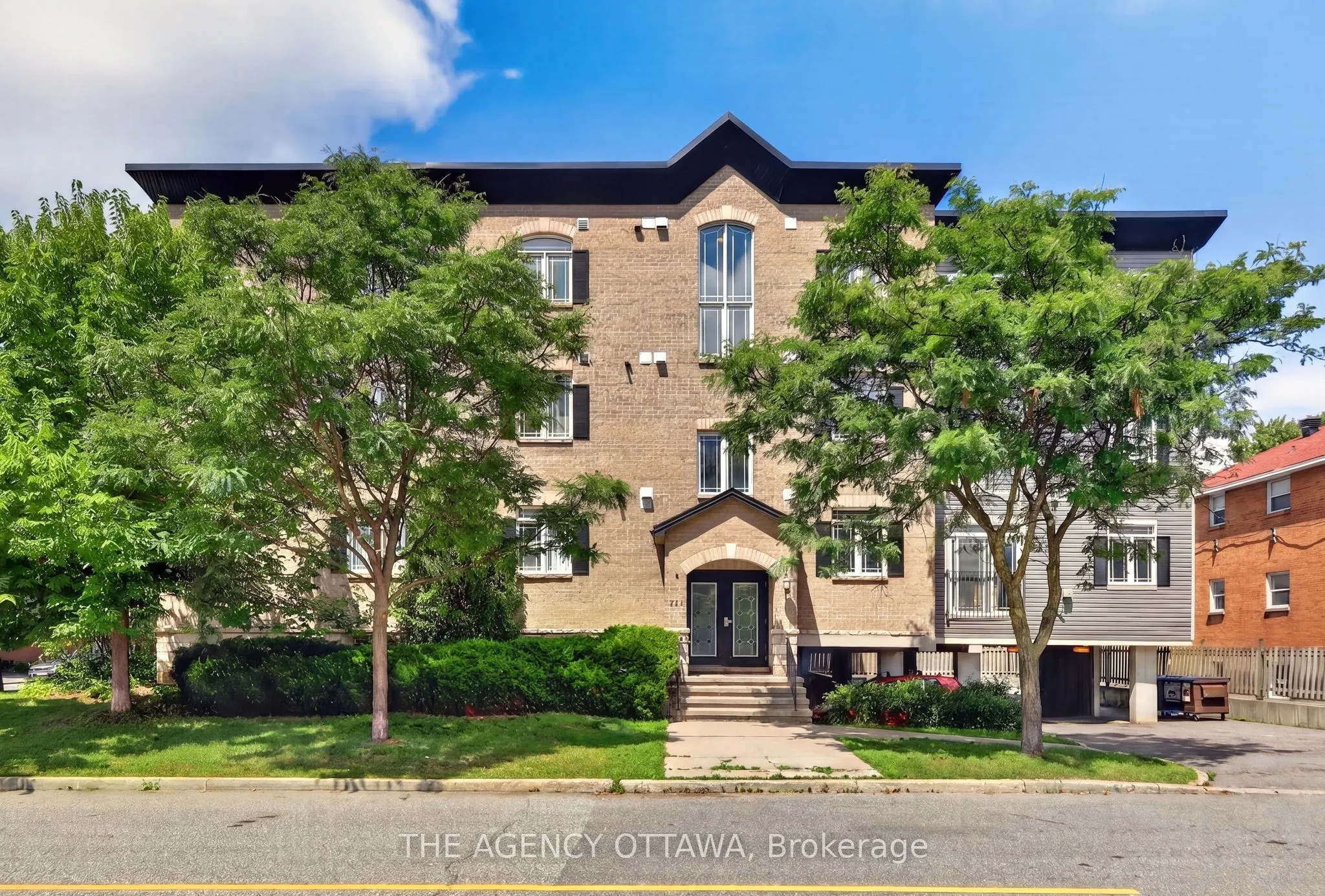711 Churchill Avenue N #203