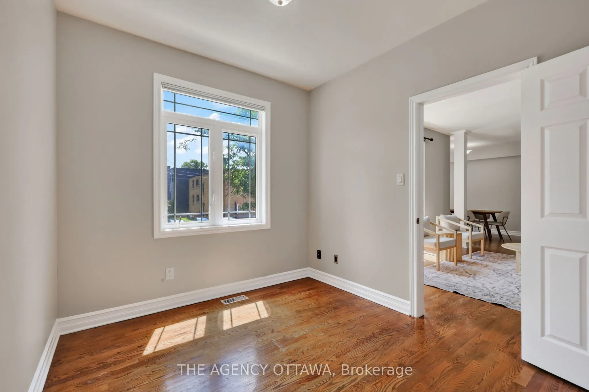 711 Churchill Avenue N #203