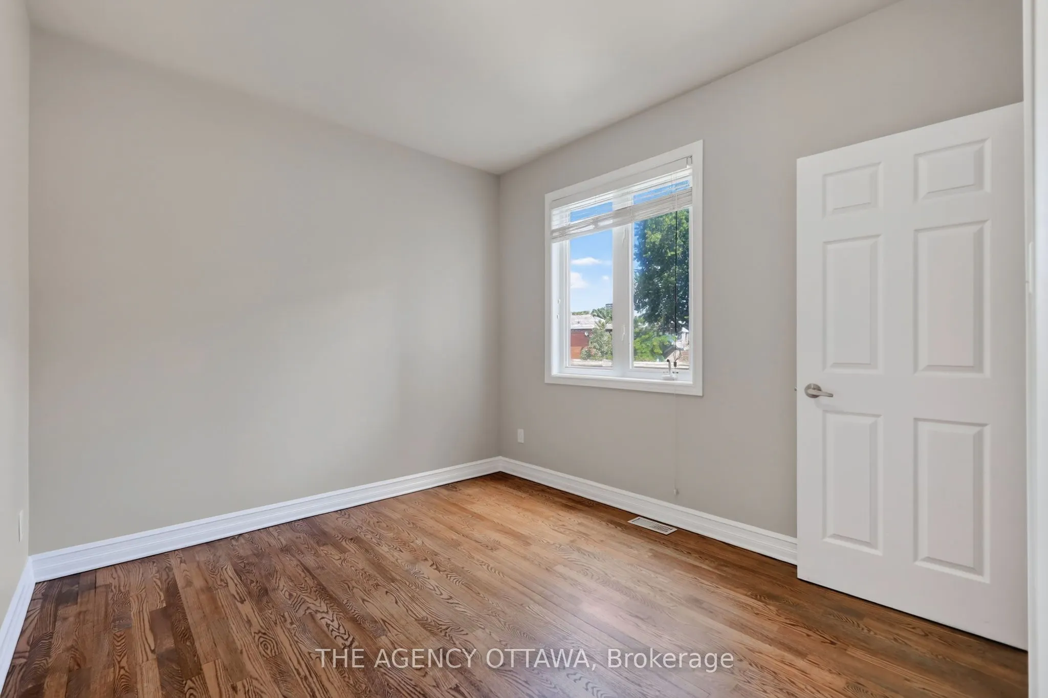 711 Churchill Avenue N #203