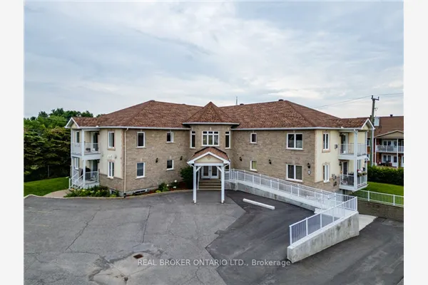 32 La Croisee Street #103