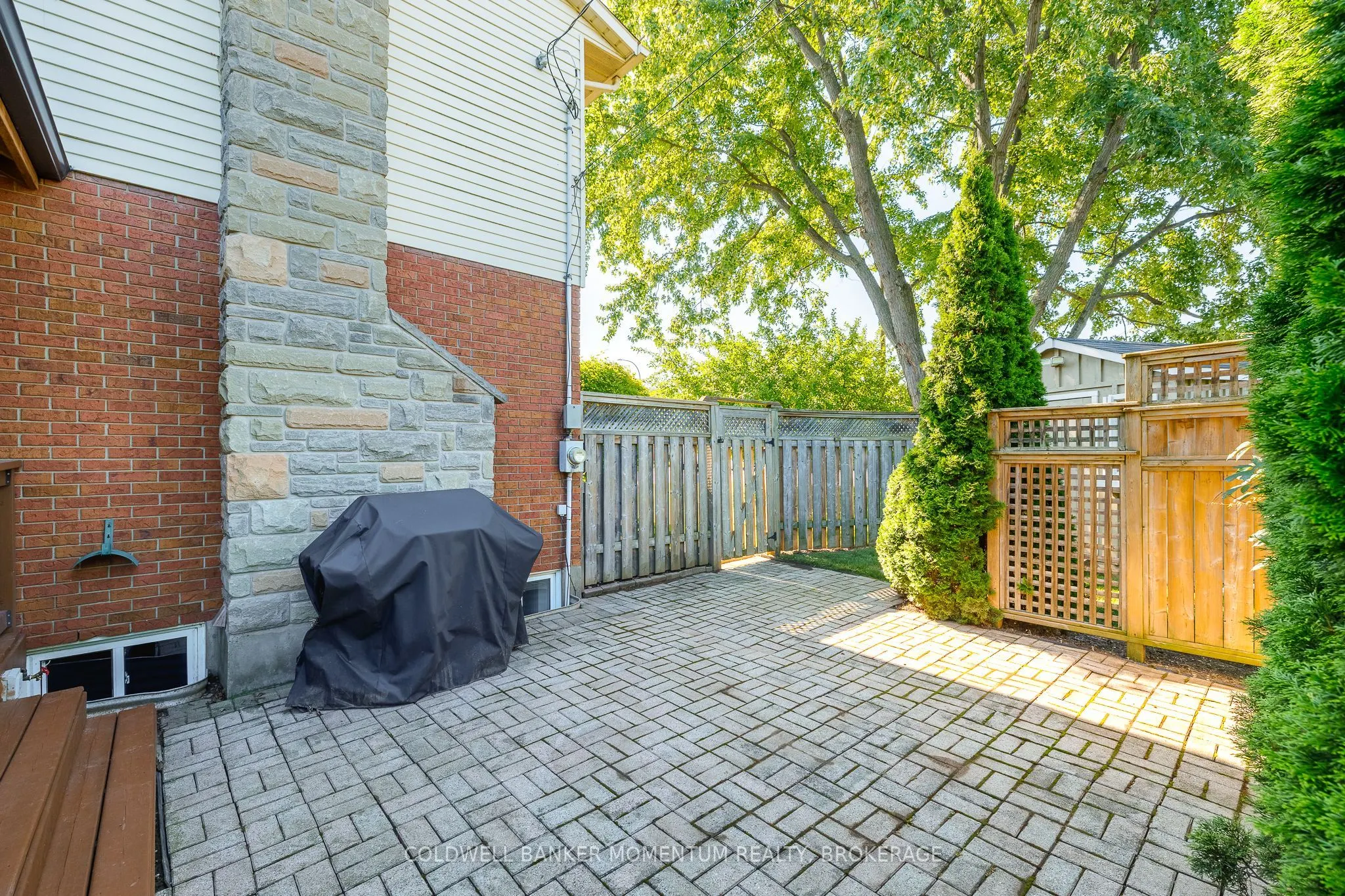212 Livingston Avenue