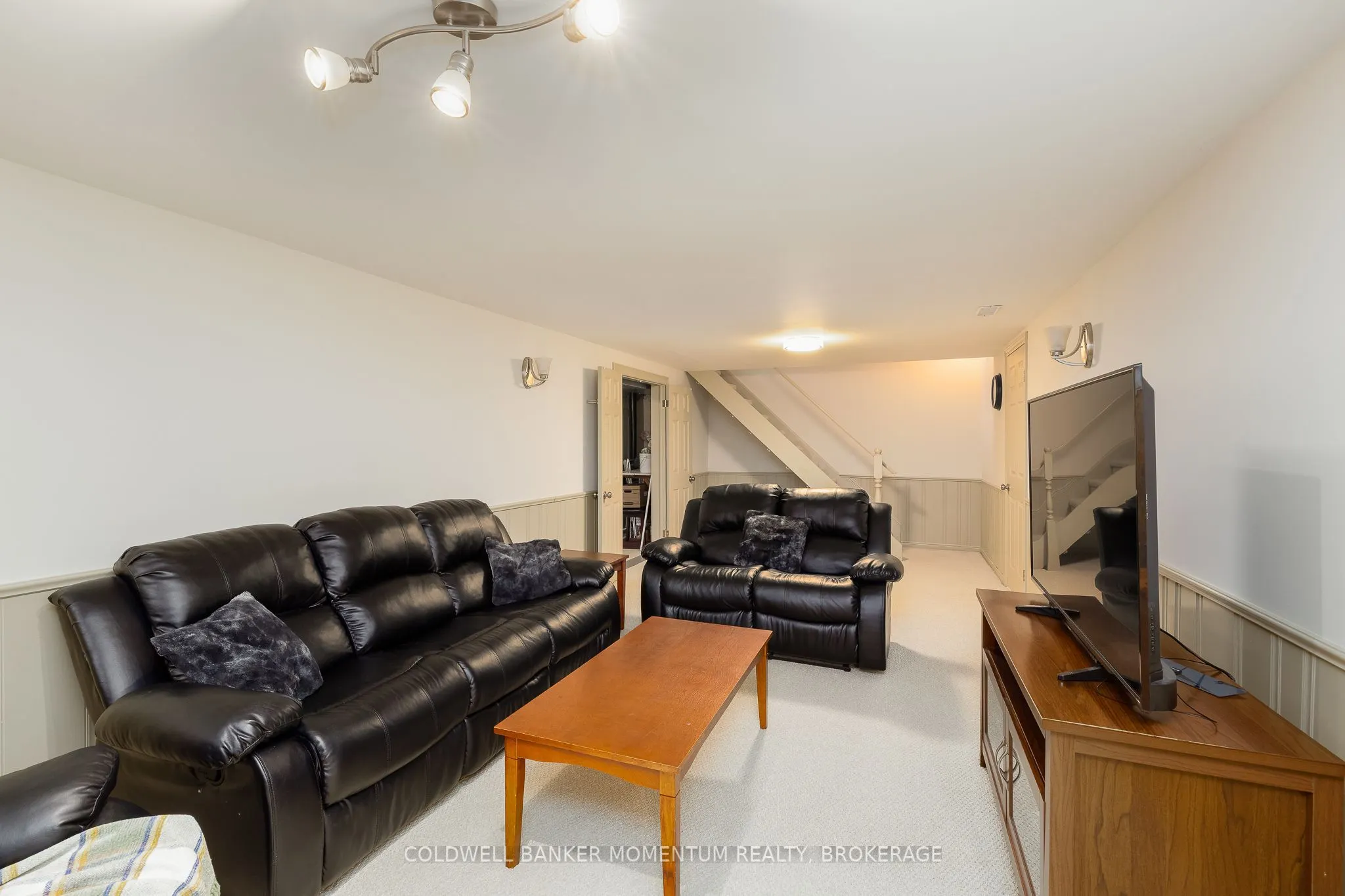 212 Livingston Avenue