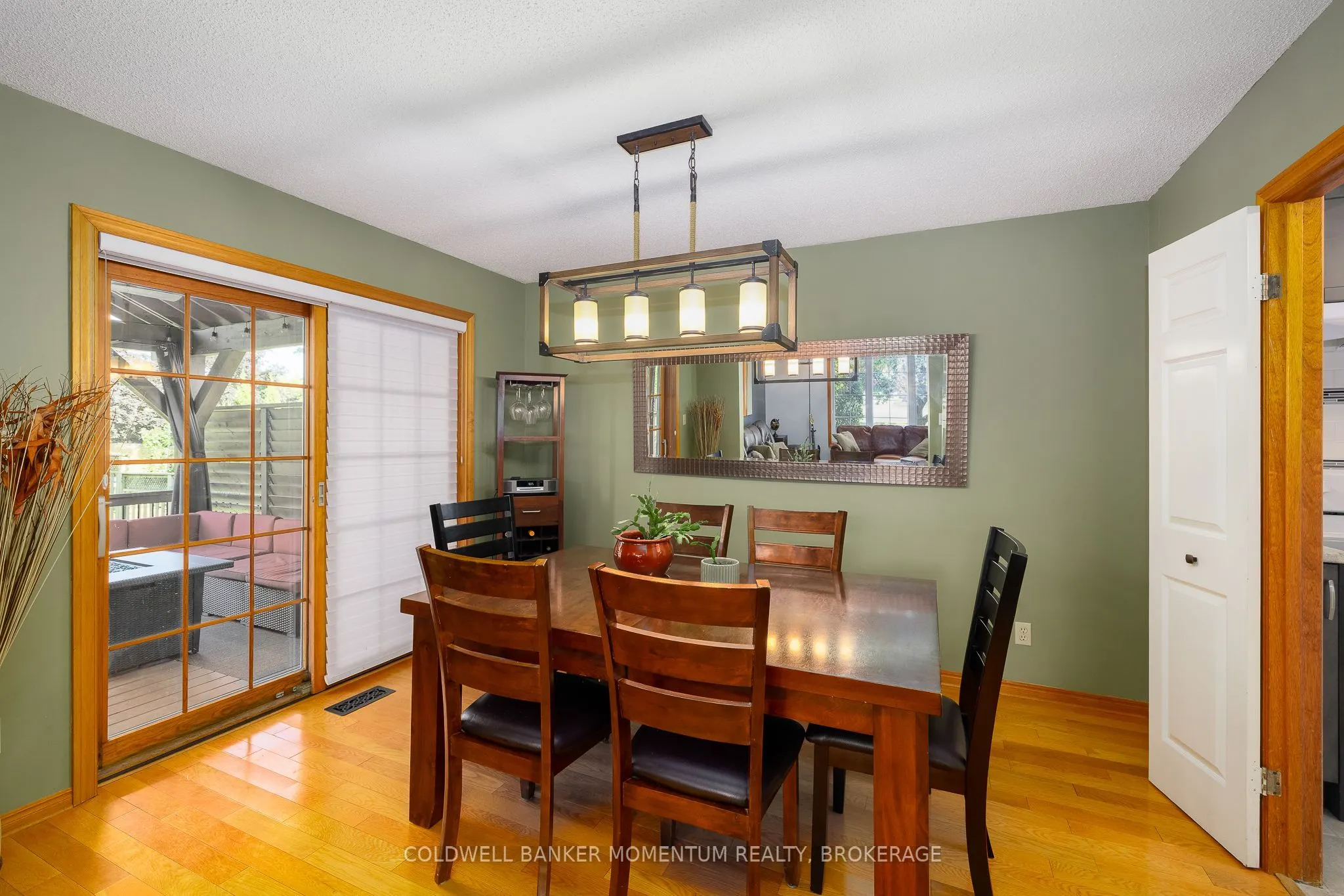 212 Livingston Avenue