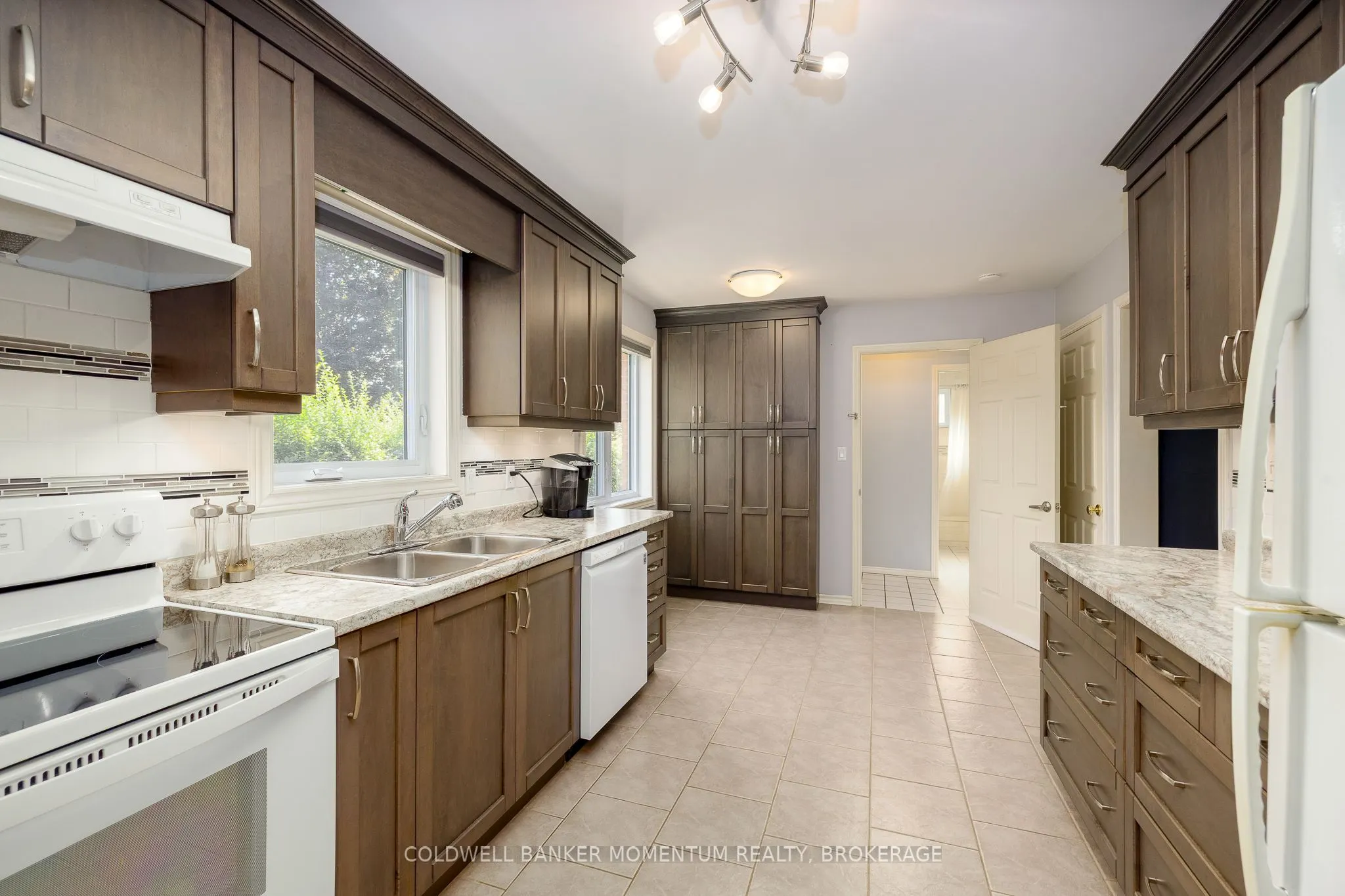 212 Livingston Avenue