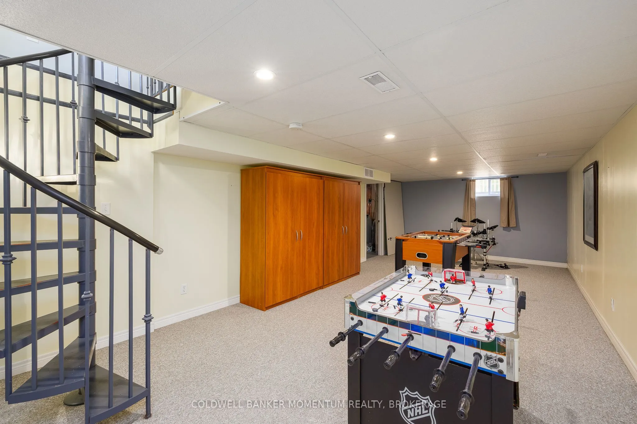 212 Livingston Avenue