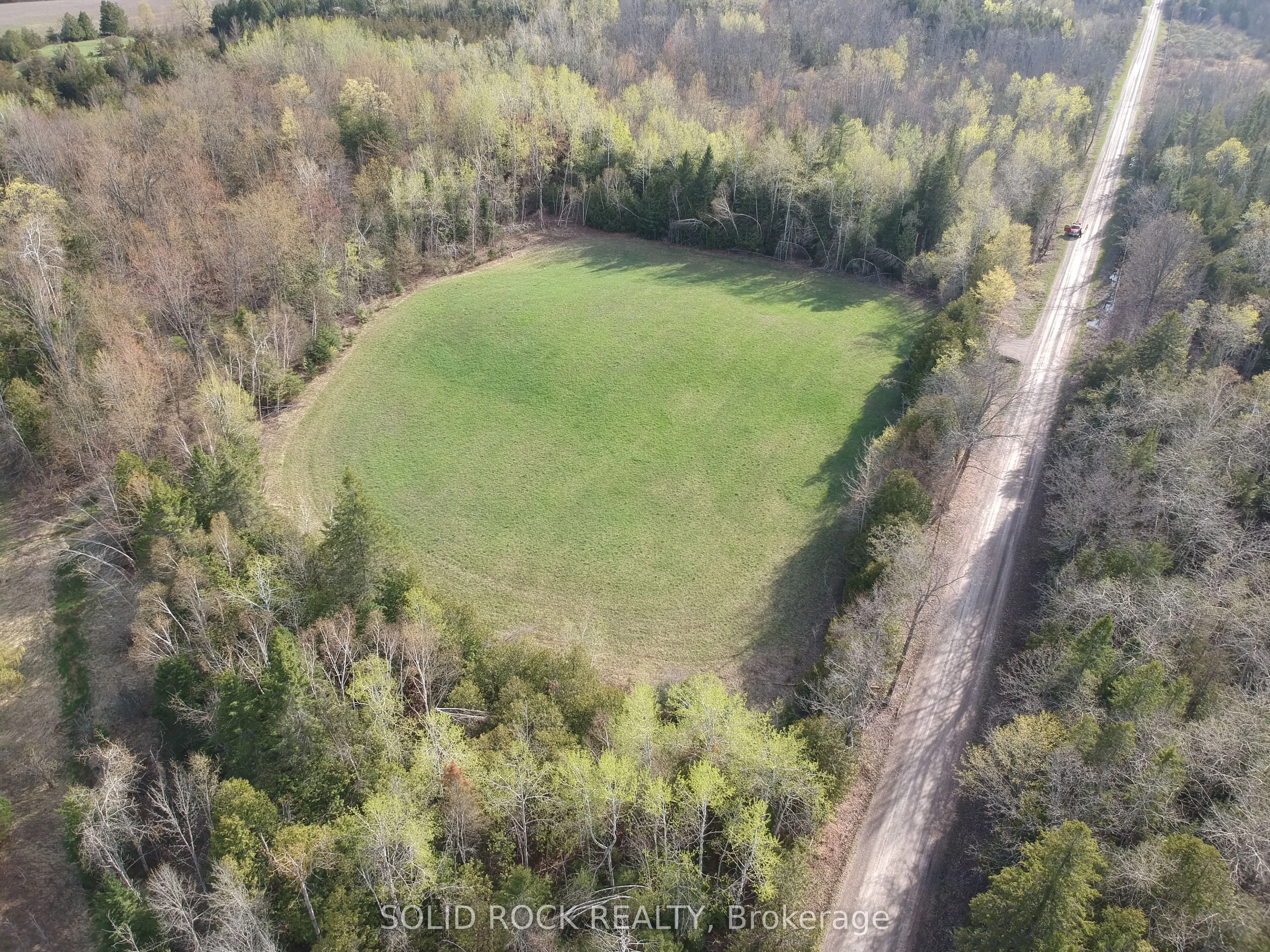 3643 10th line East