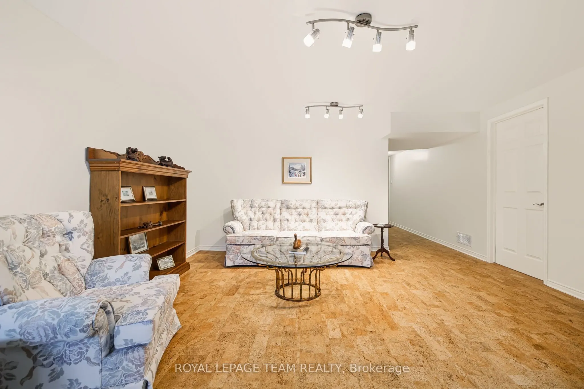 19 Pine Needles Court #10