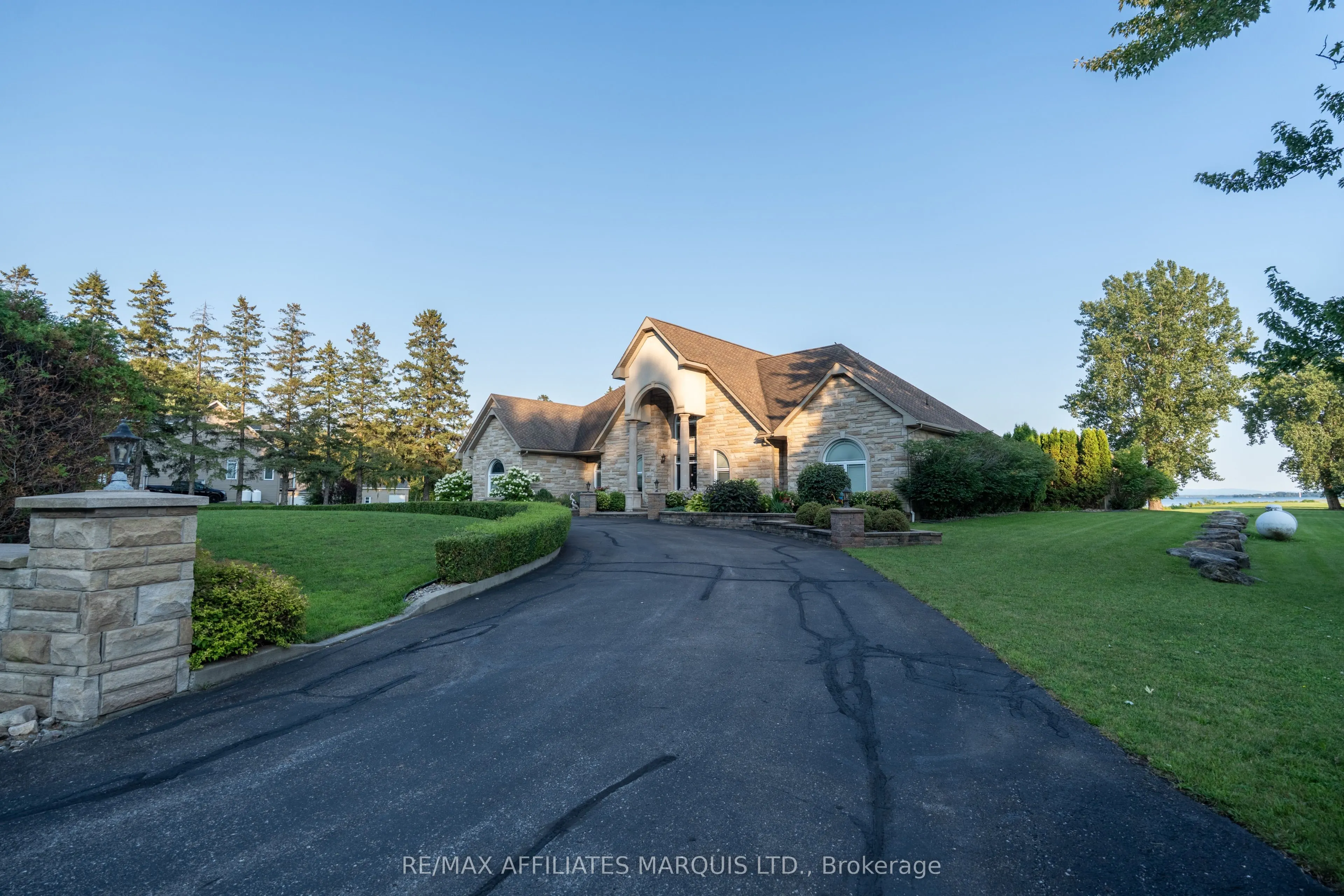 20190 COUNTY RD 2 Road