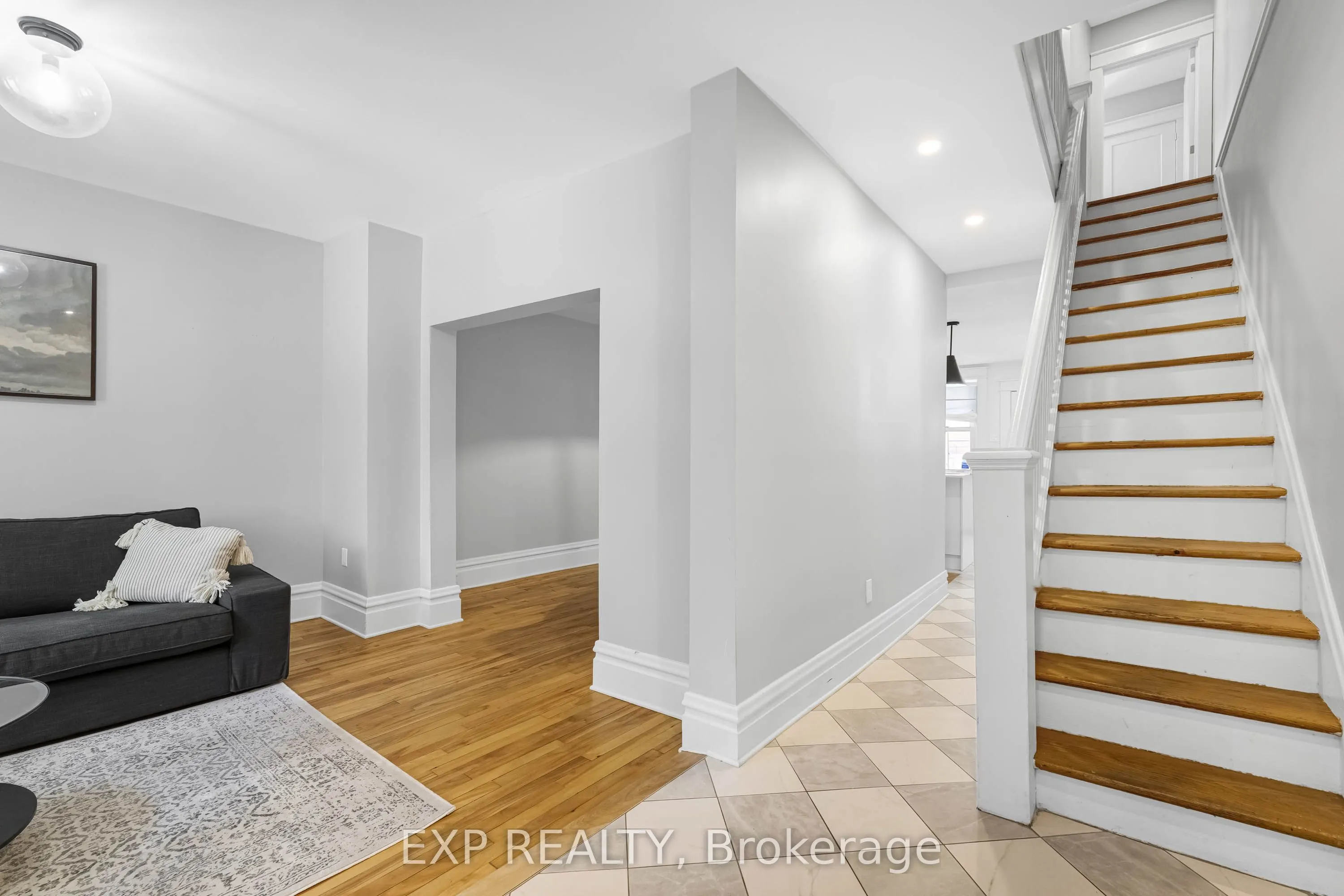 119 Hopewell Avenue