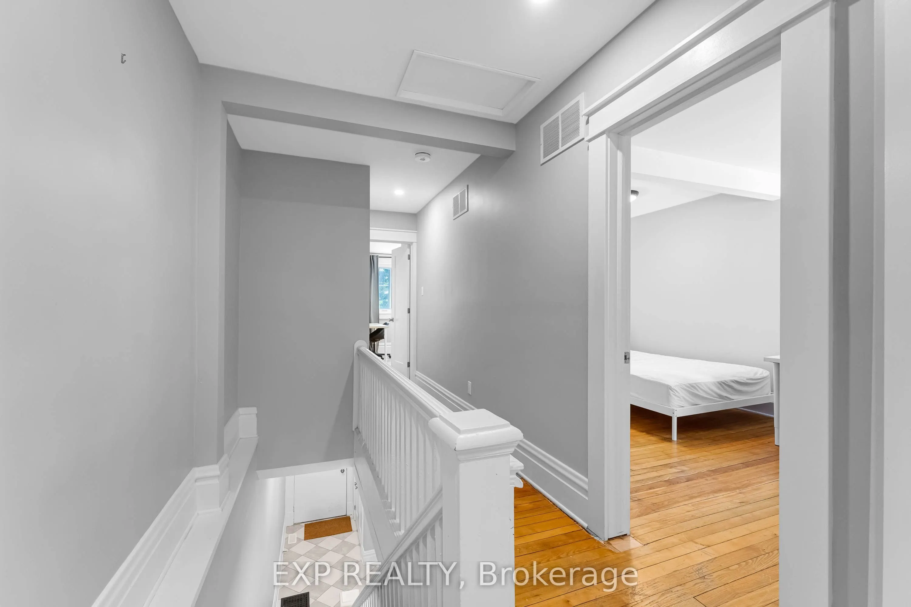 119 Hopewell Avenue
