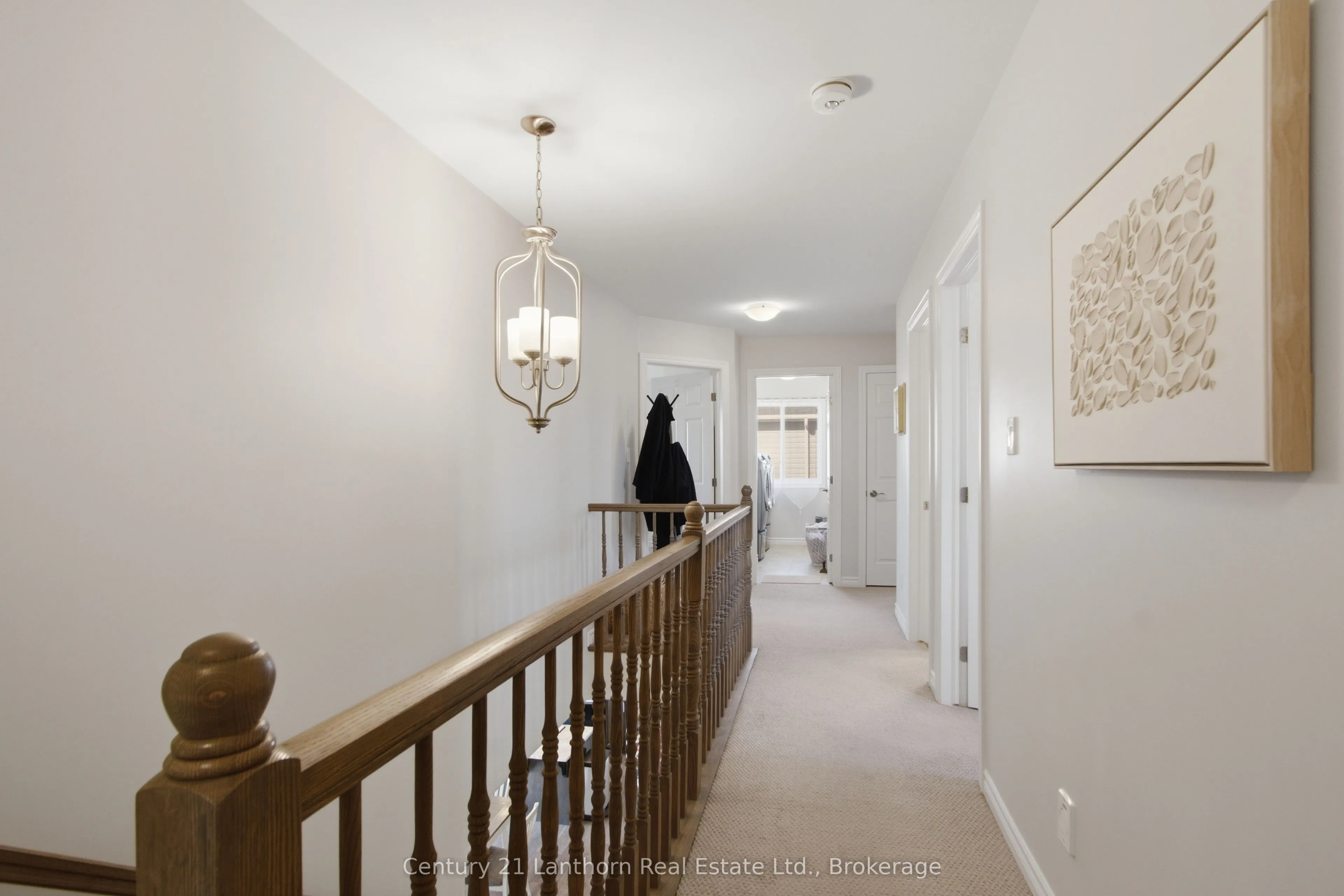 7 Cottonwood Drive