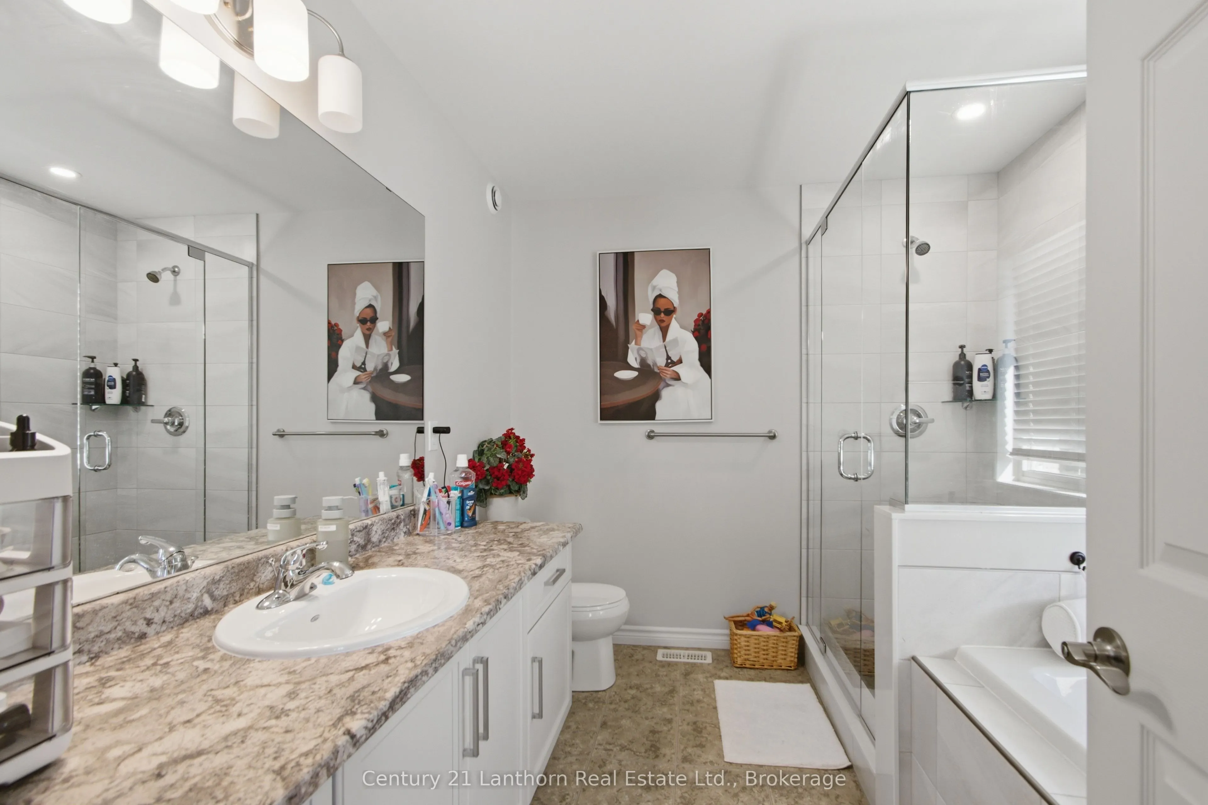 7 Cottonwood Drive