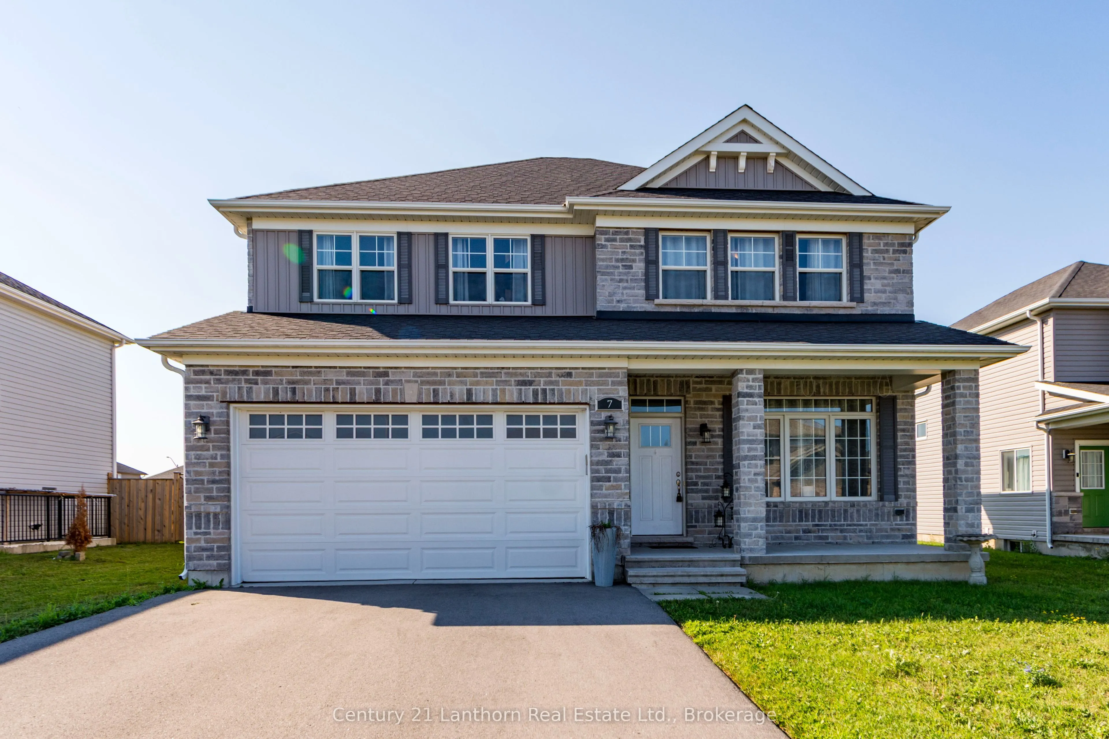7 Cottonwood Drive