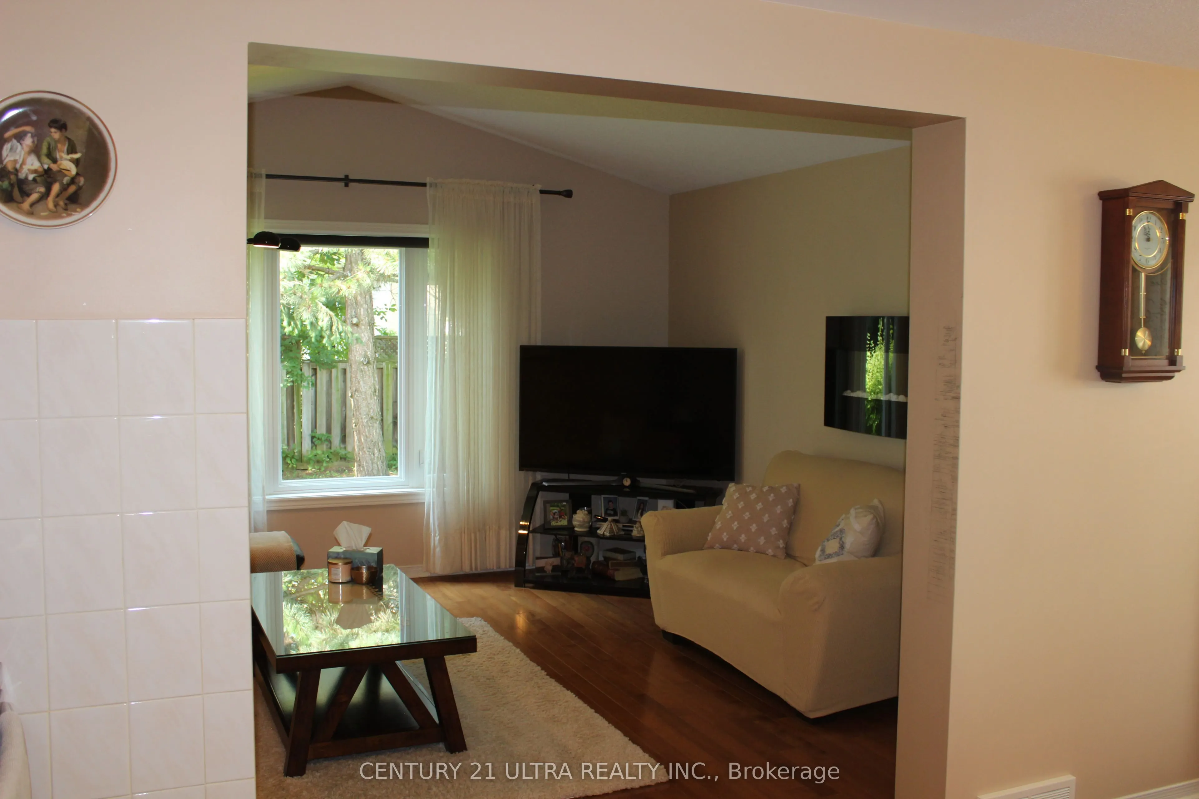 373 Brembel Crescent