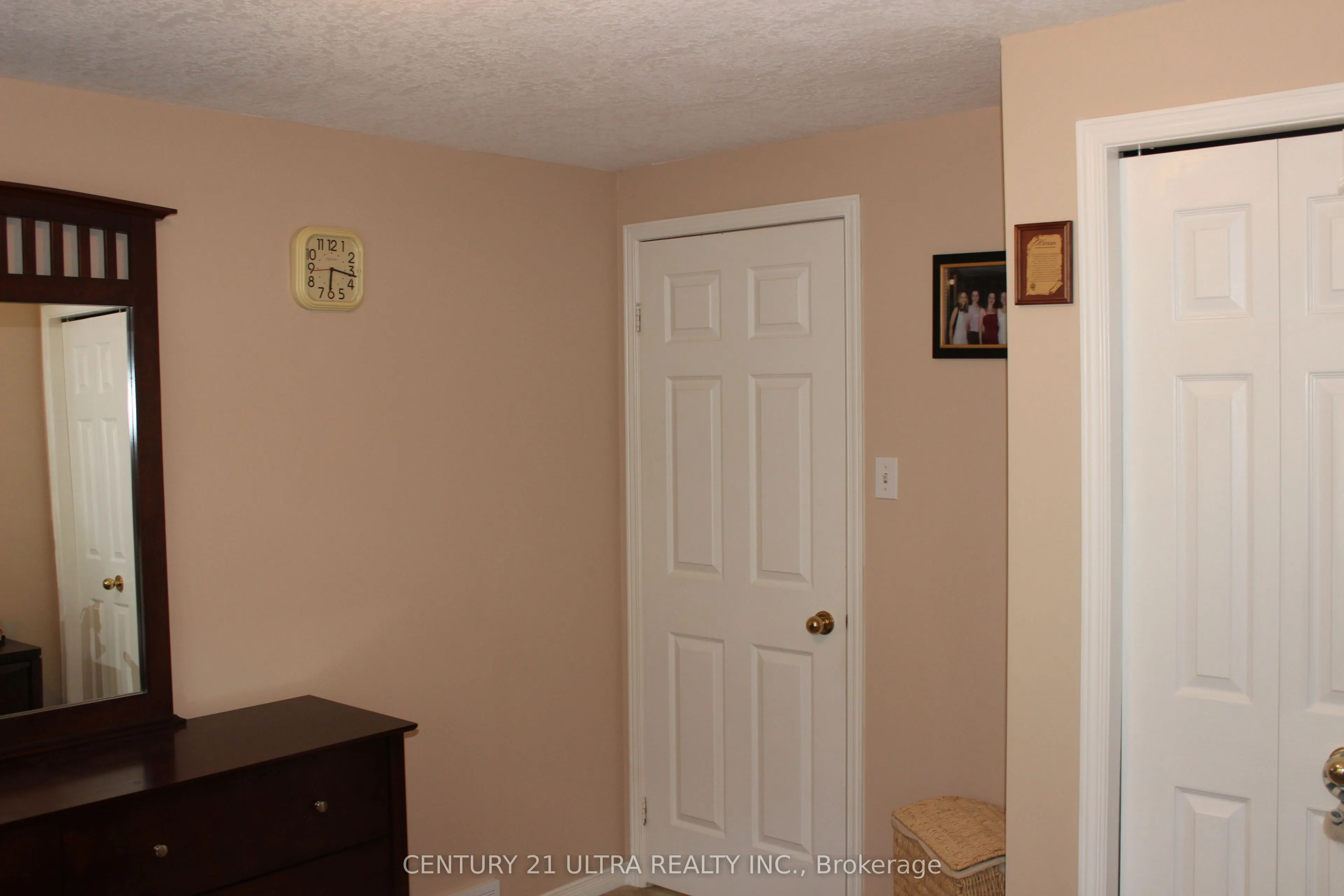 373 Brembel Crescent