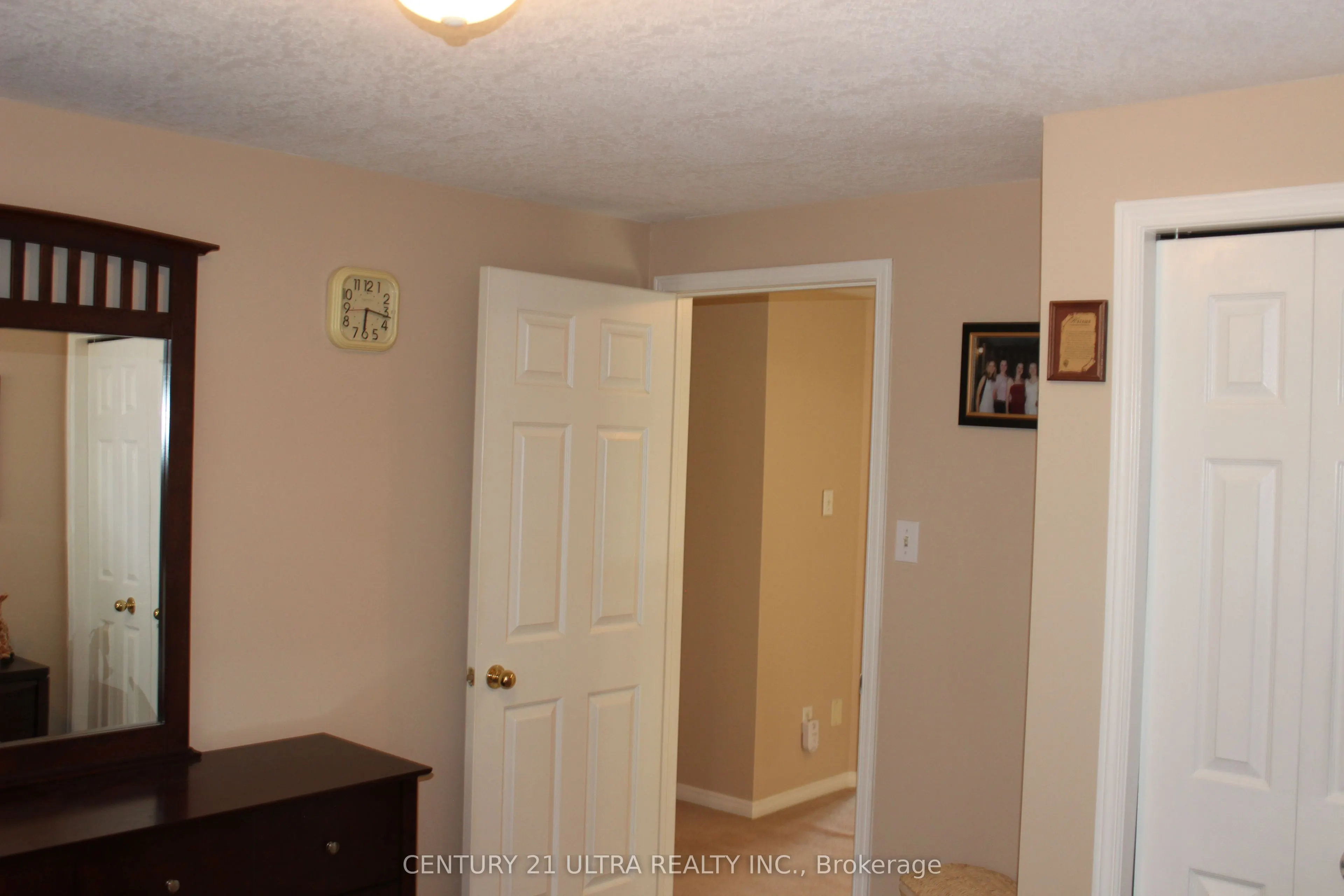373 Brembel Crescent