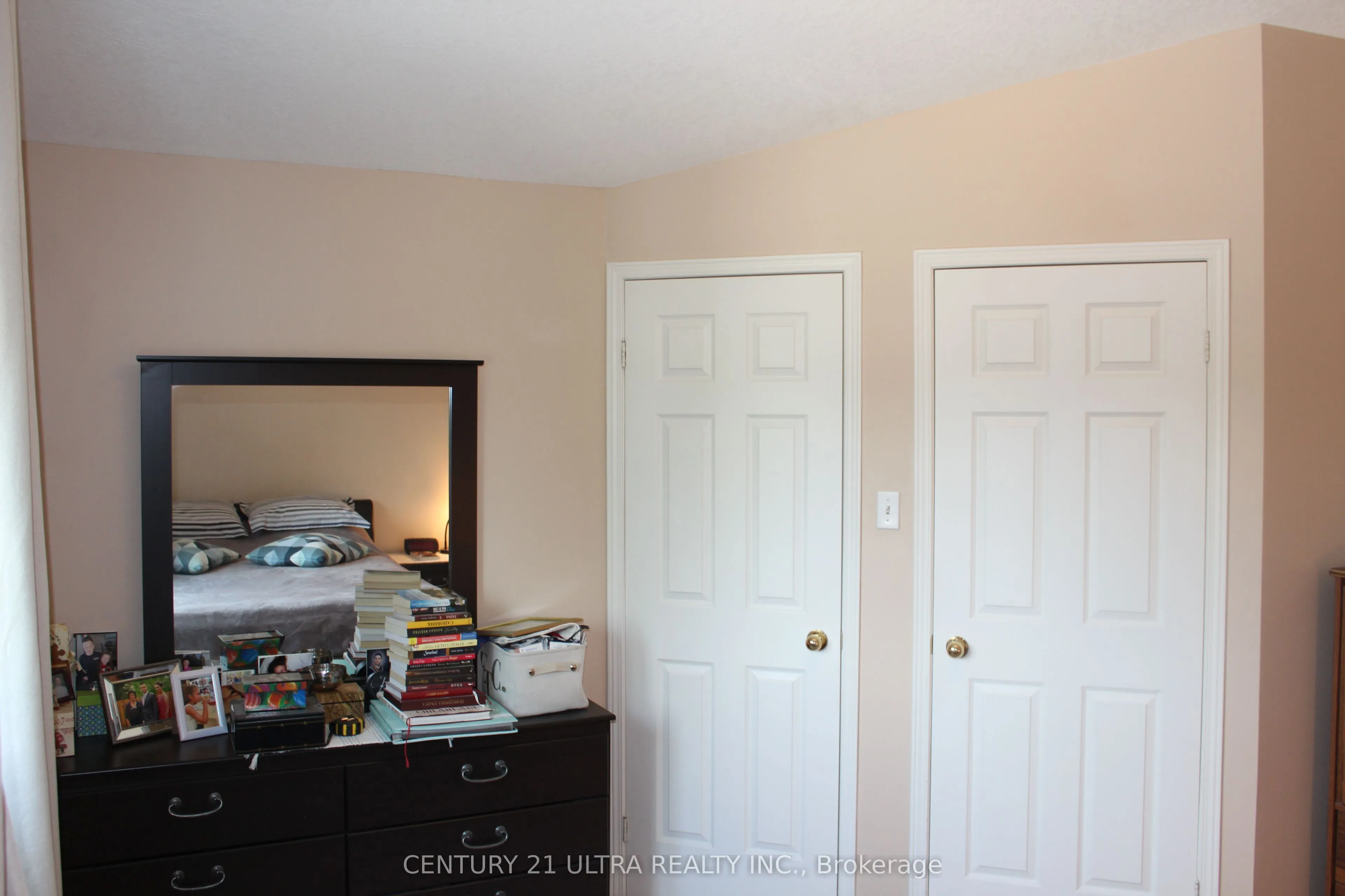 373 Brembel Crescent