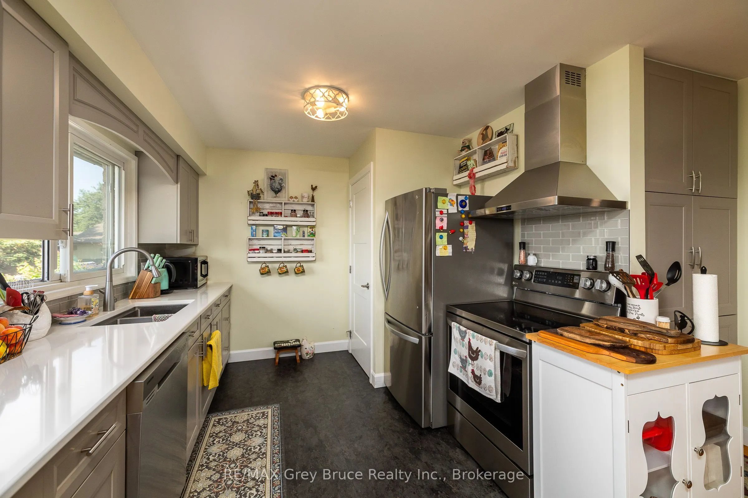404248 CONCESSION 20 Road