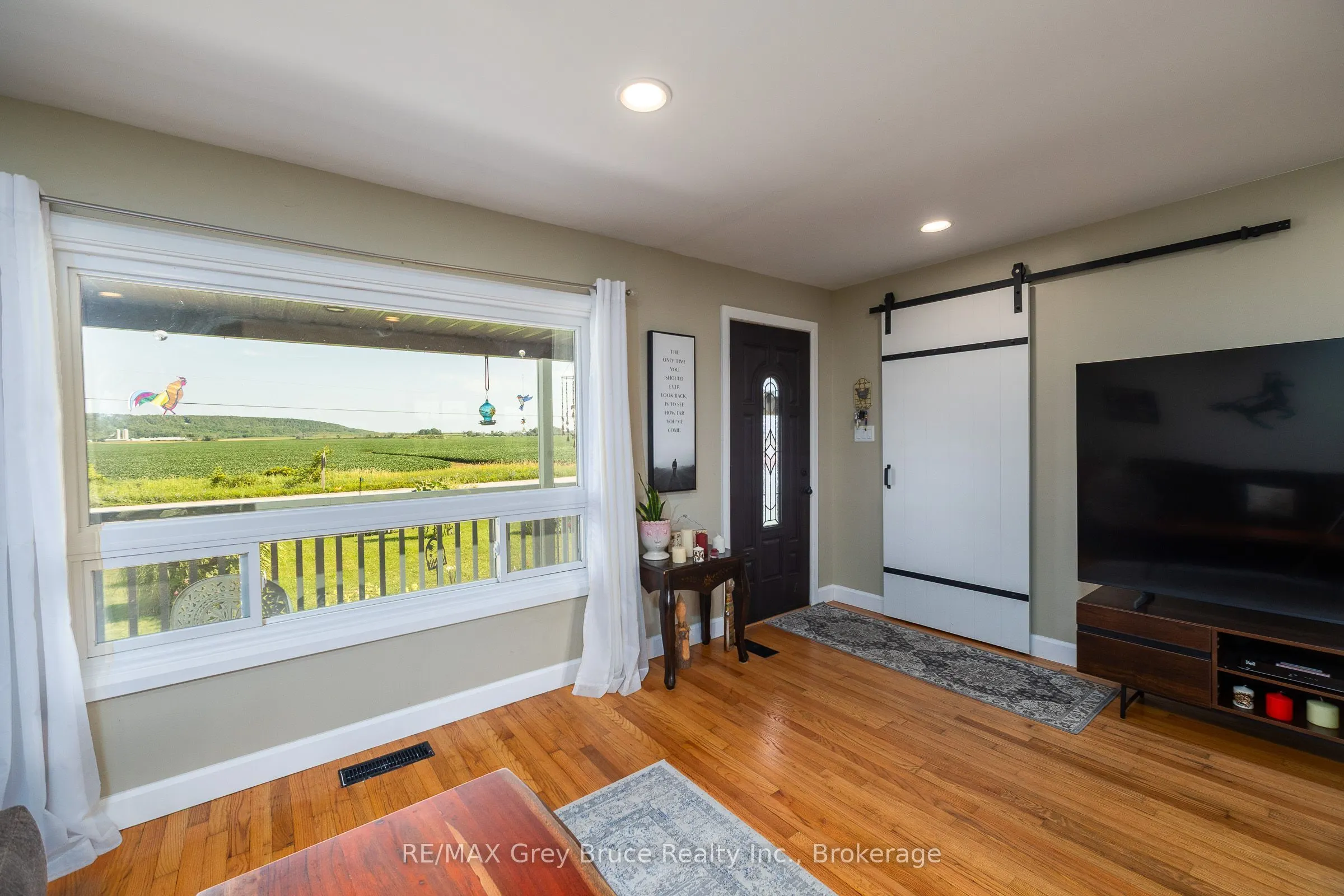 404248 CONCESSION 20 Road