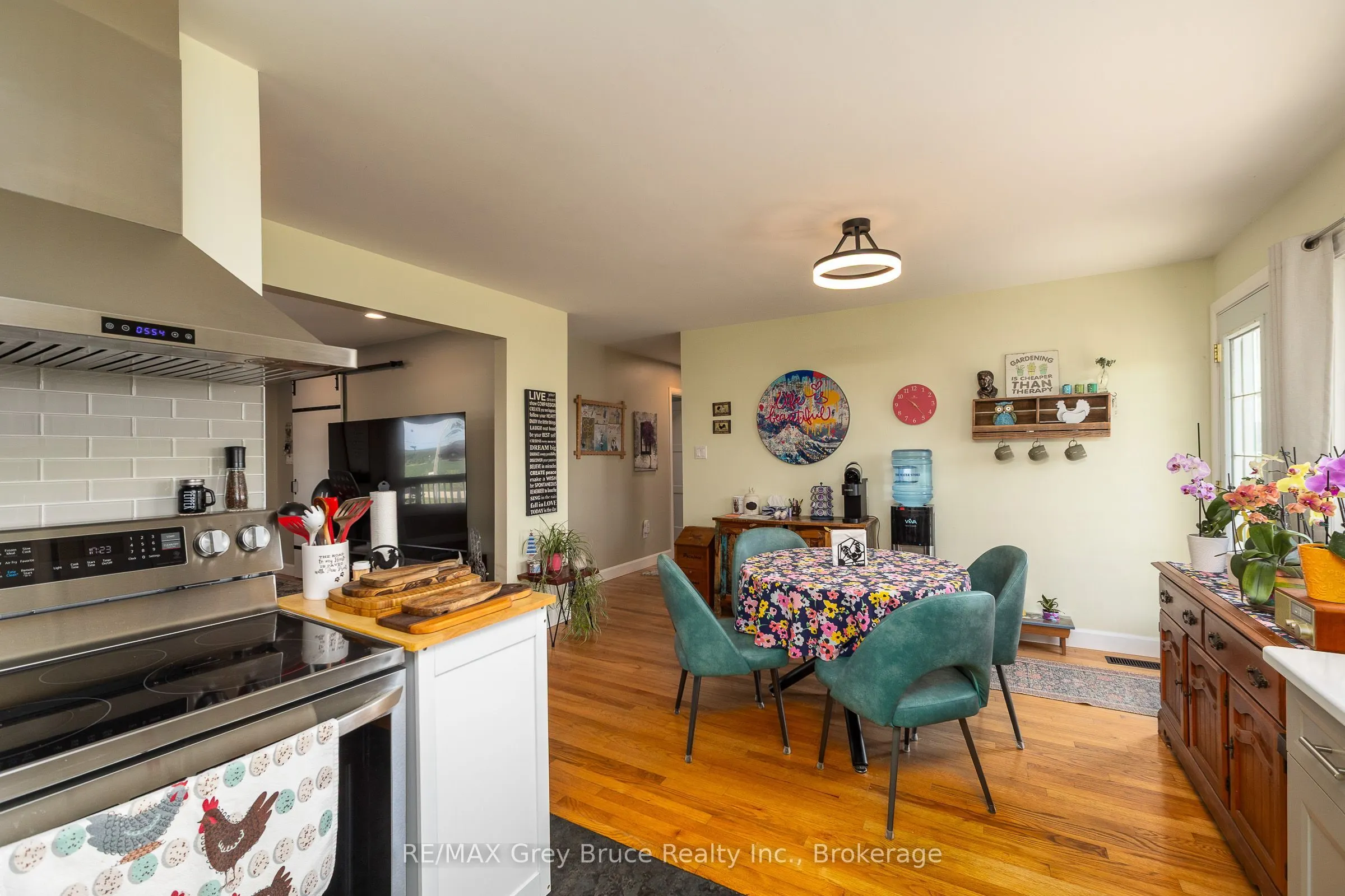 404248 CONCESSION 20 Road