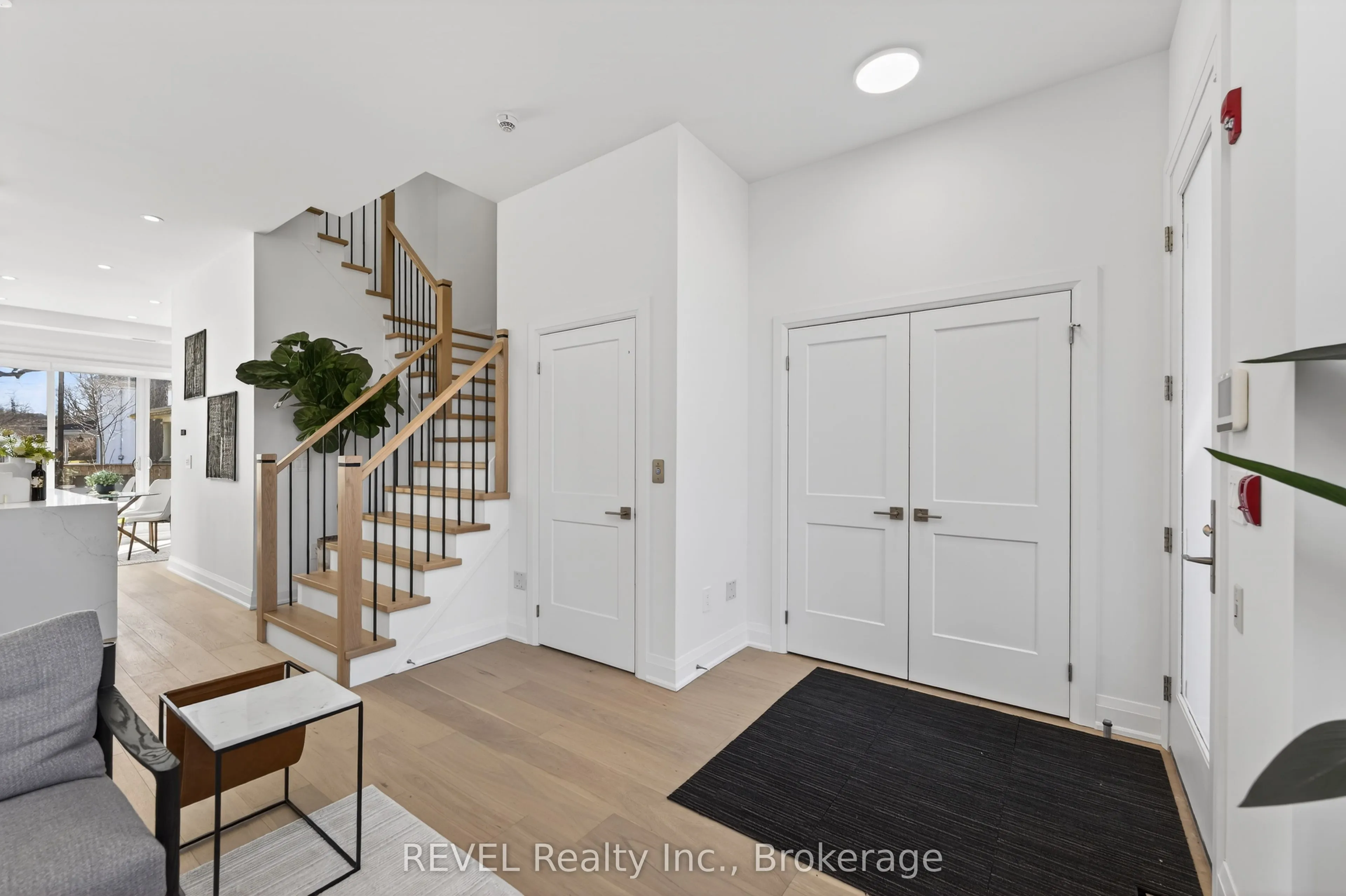 1397 York Road #10
