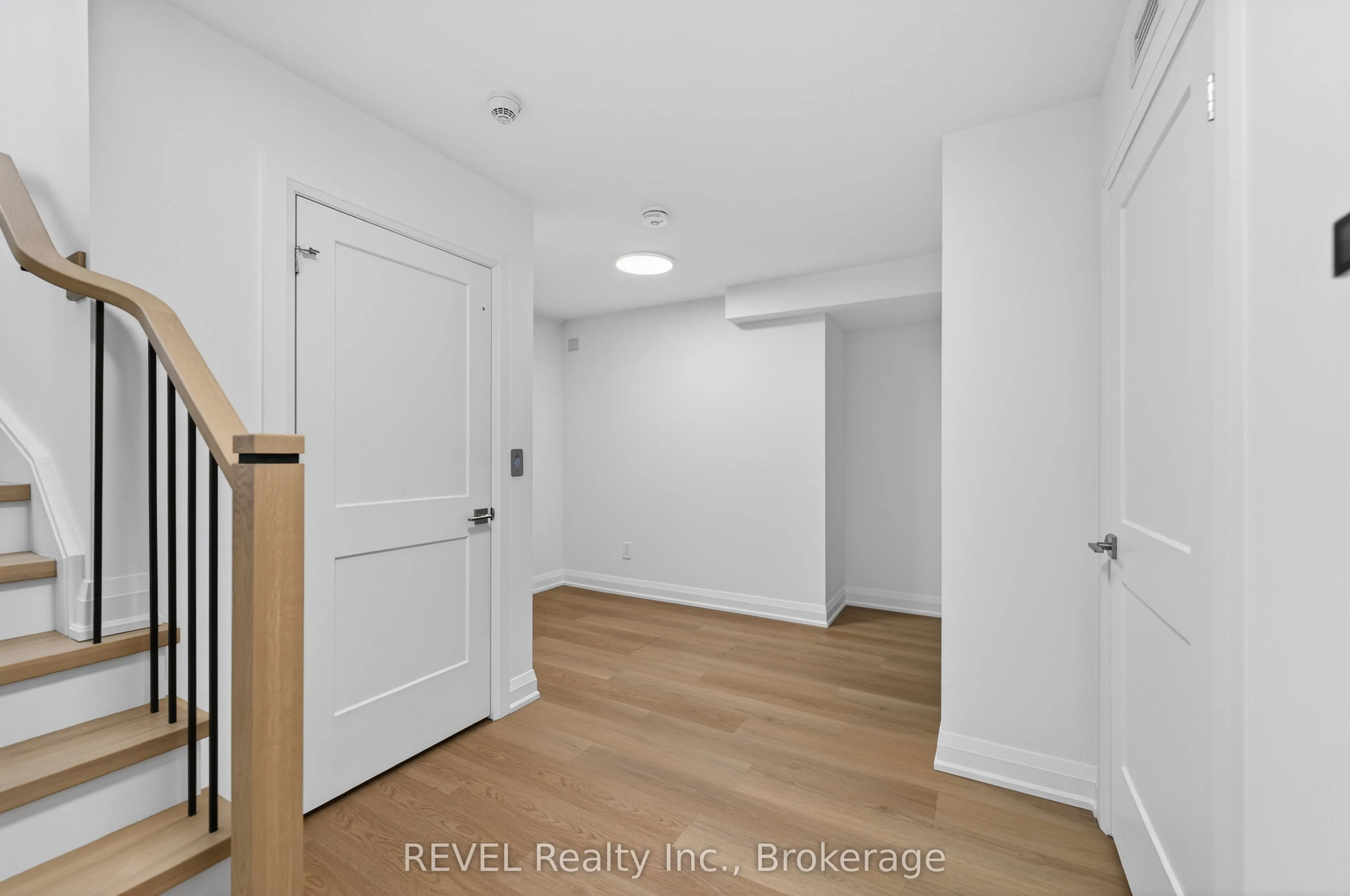 1397 York Road #10