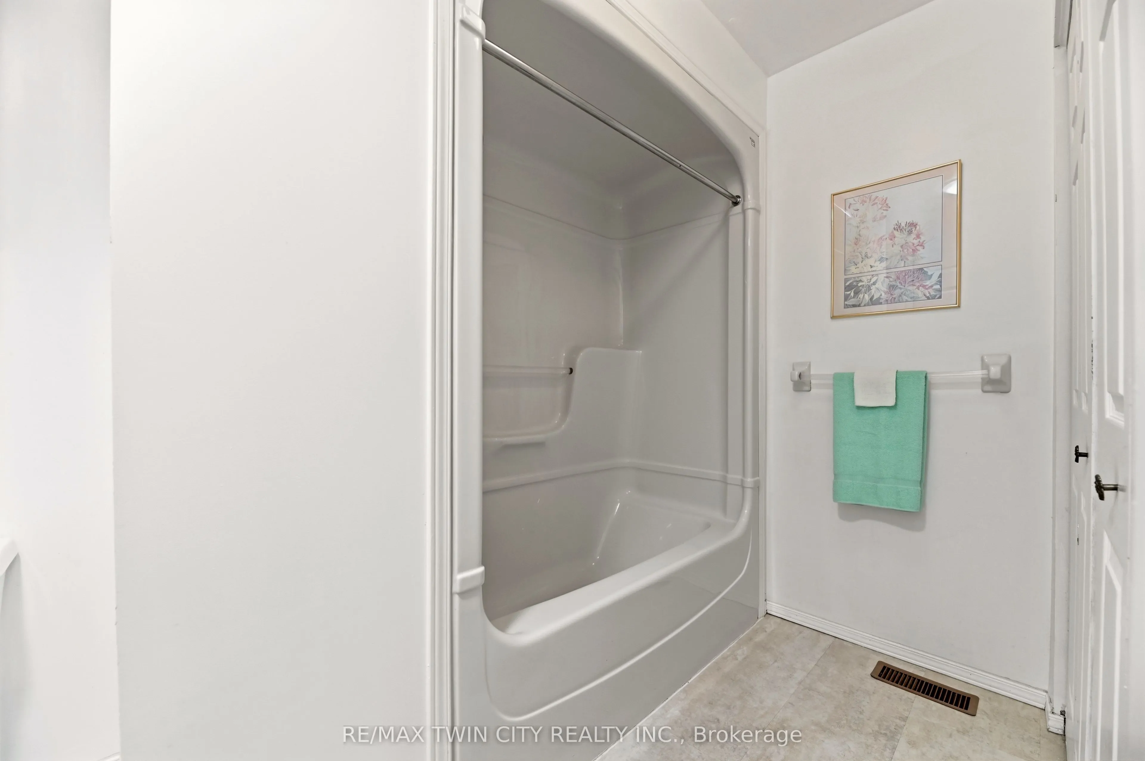 1030 Colborne Street E #19