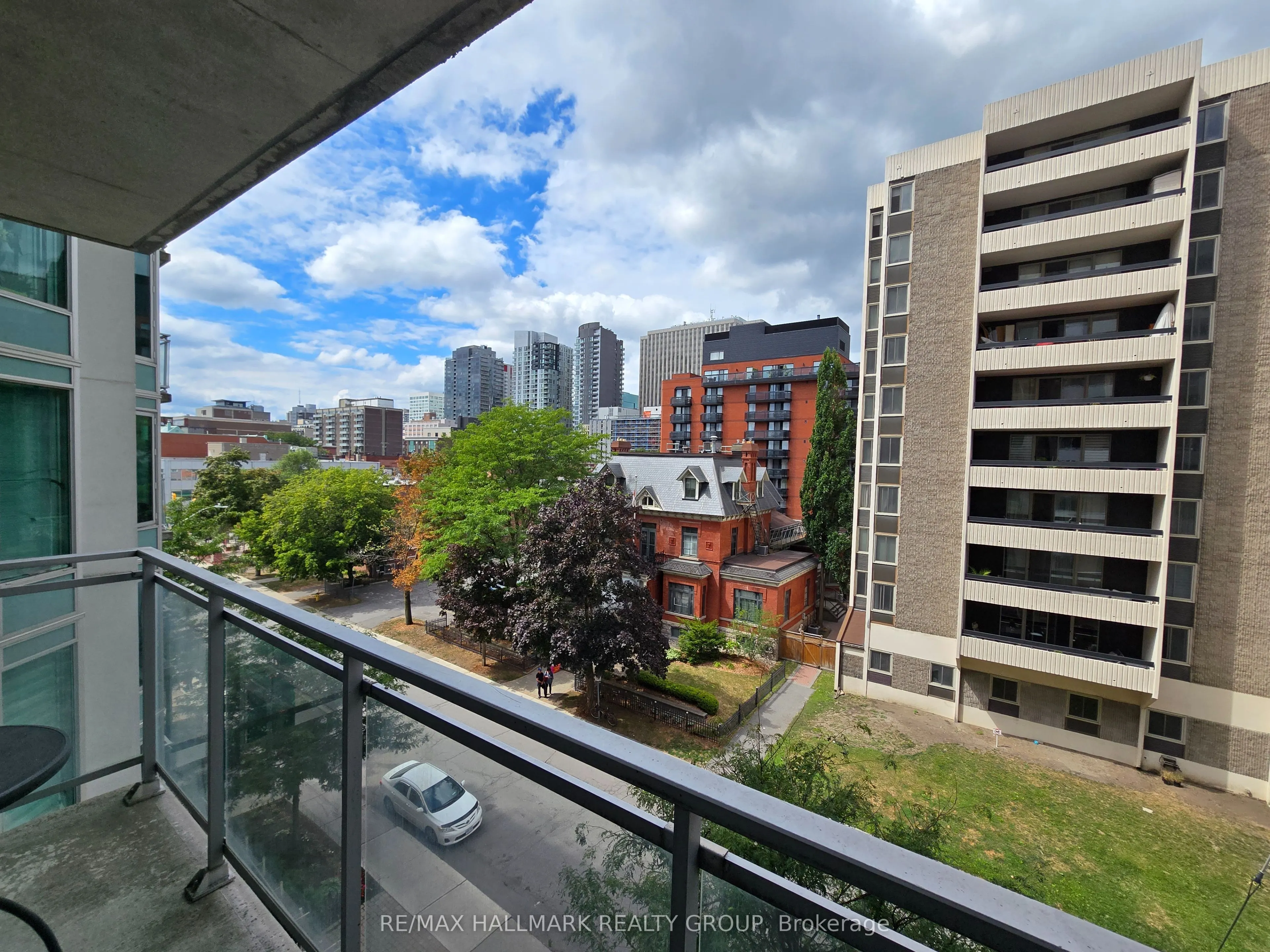 138 Somerset Street W #502