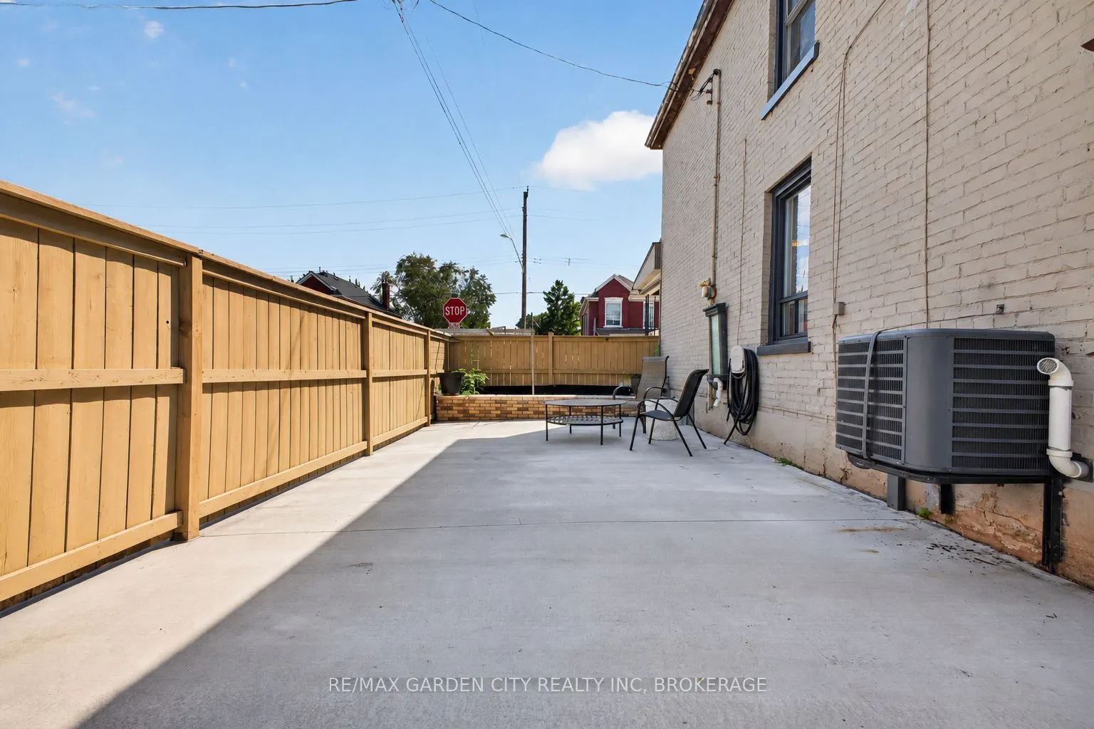 75 Keith Street