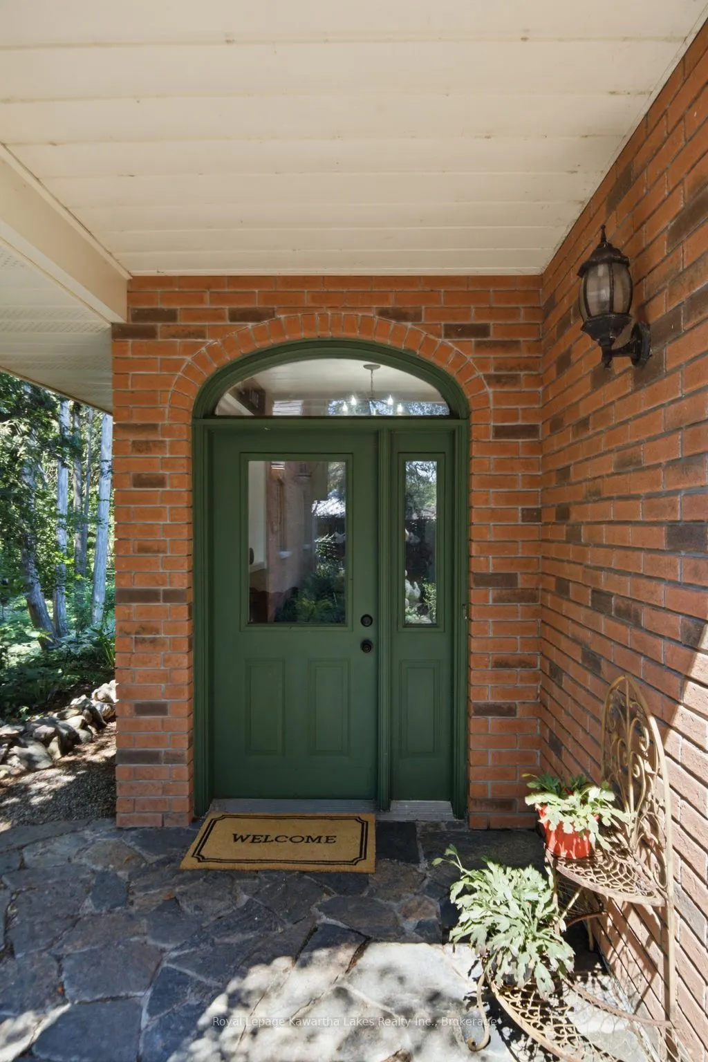 100 Pinewood Boulevard